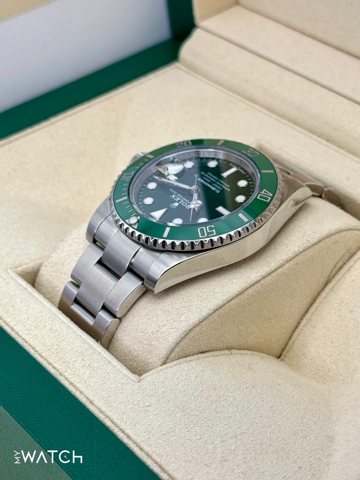 2020 Rolex Submariner “Hulkâ€?40mm 116610LV Green Dial - MyWatchLLC