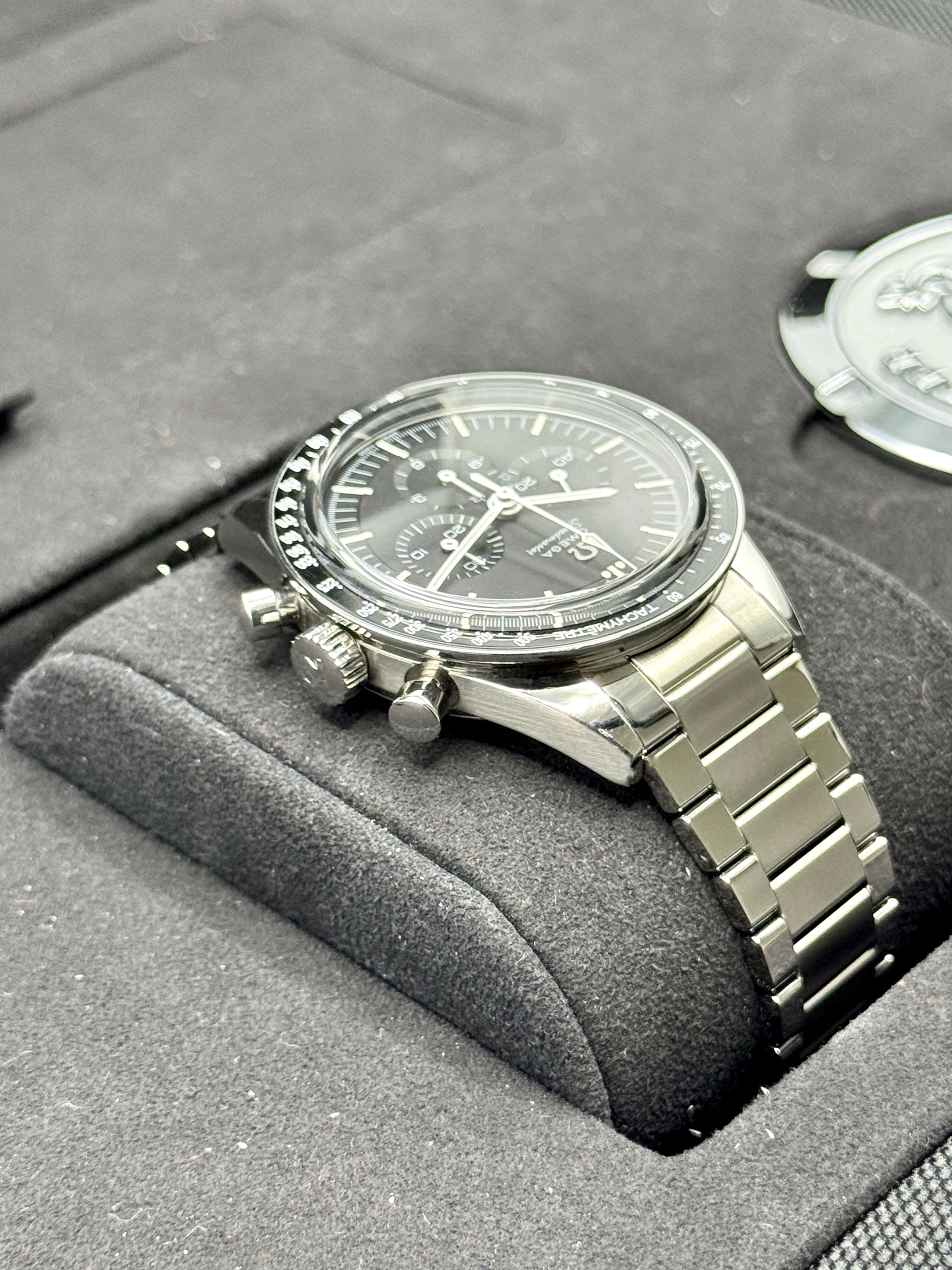 New 2024 Omega Speedmaster "Ed White" 39.7mm 311.30.40.30.01.001 - MyWatchLLC