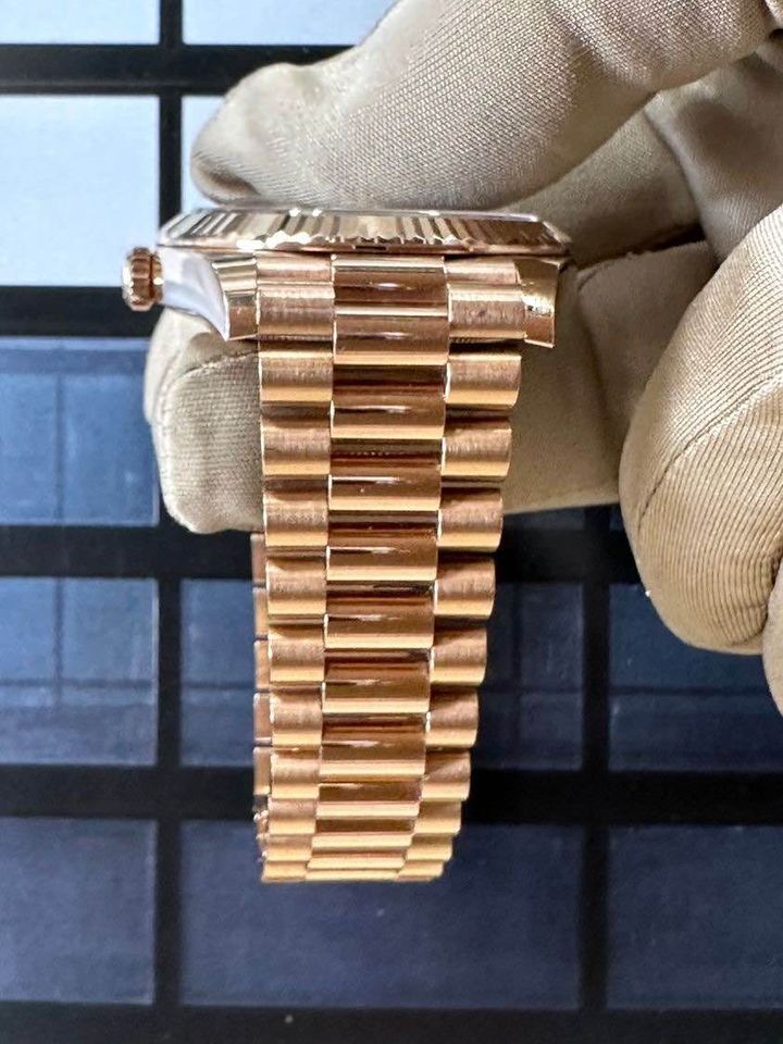 Rolex Day-Date 40mm 228235 Rose Gold Chocolate Dial - MyWatchLLC