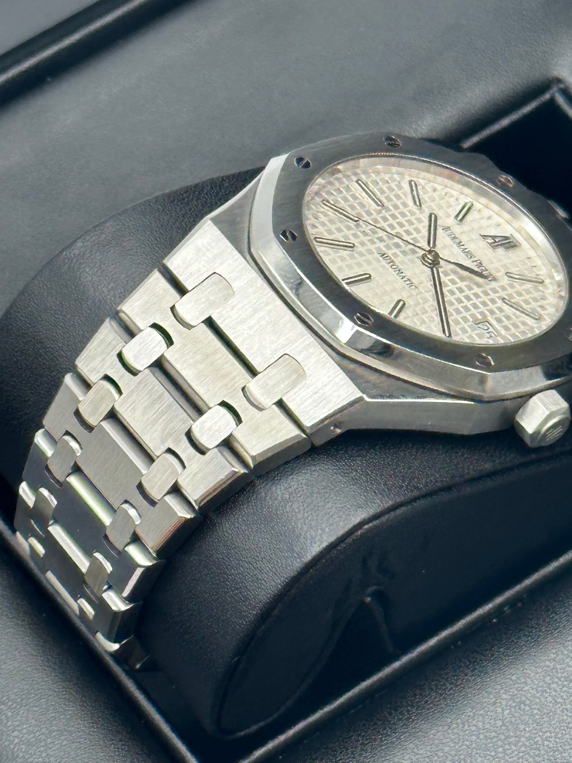 2011 Audemars Piguet 39mm 15300ST Royal Oak Stainless Steel White Dial - MyWatchLLC