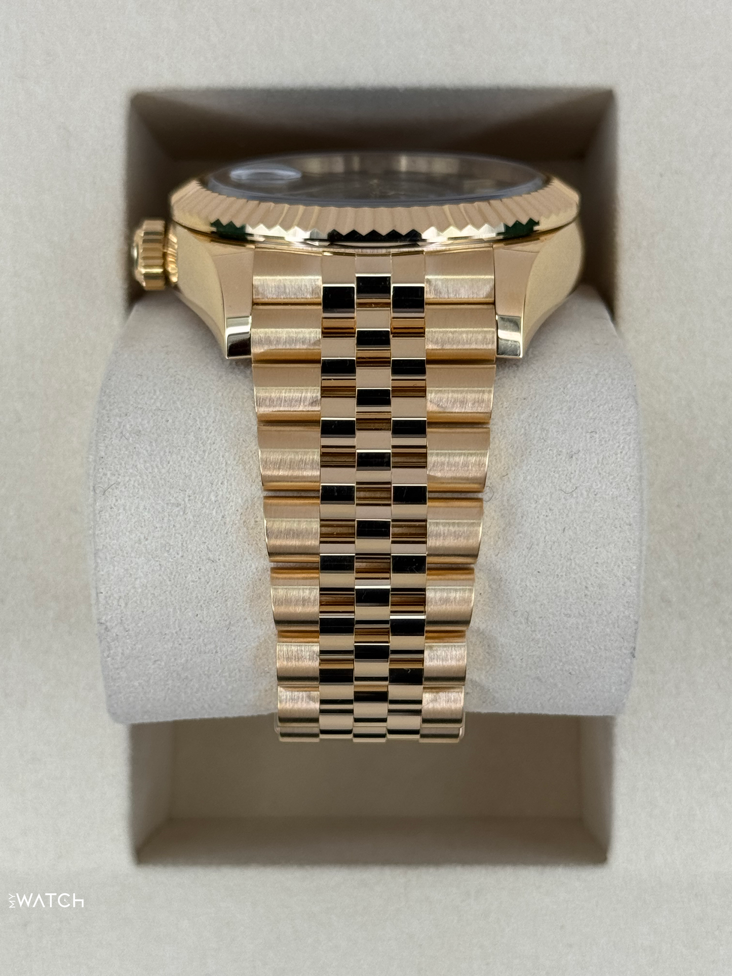 2025 Rolex Sky-Dweller 42mm 336938 Yellow Gold Jubilee Green Dial