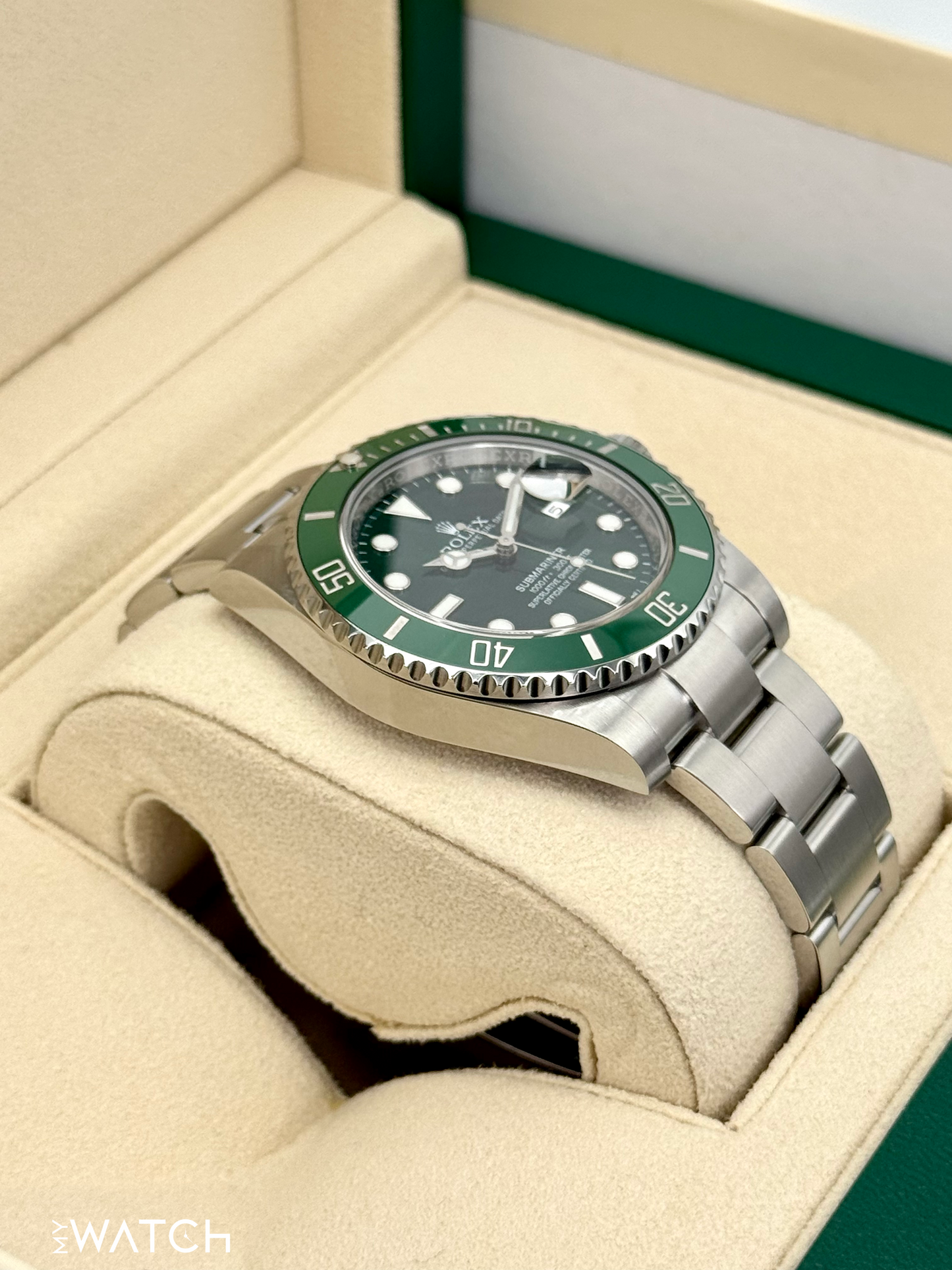 2016 Rolex Submariner “Hulkâ€?40mm 116610LV Green Dial - MyWatchLLC