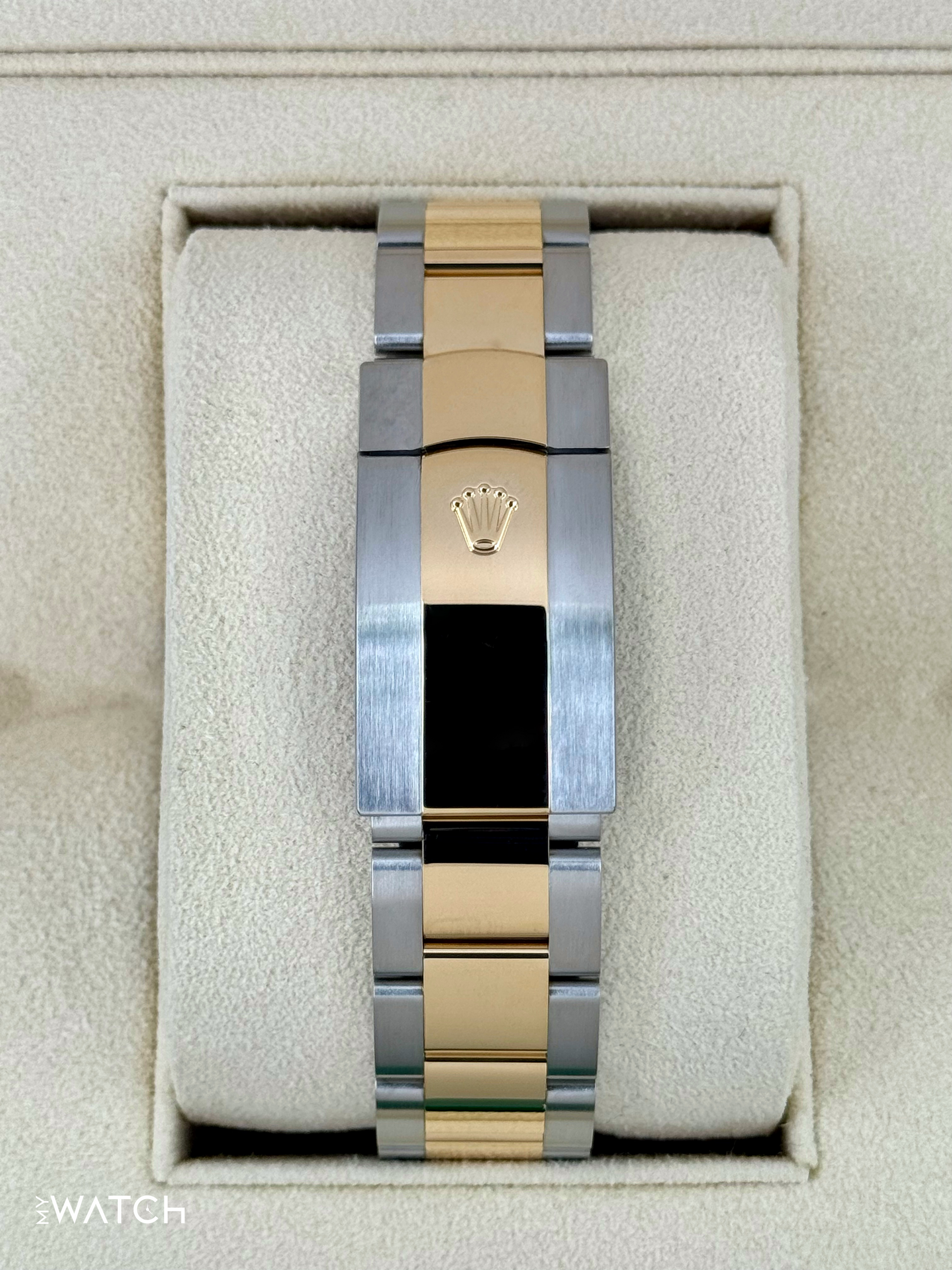 2022 Rolex Sky-Dweller 42mm 326933 Two-Tone Oyster Black Dial - MyWatchLLC