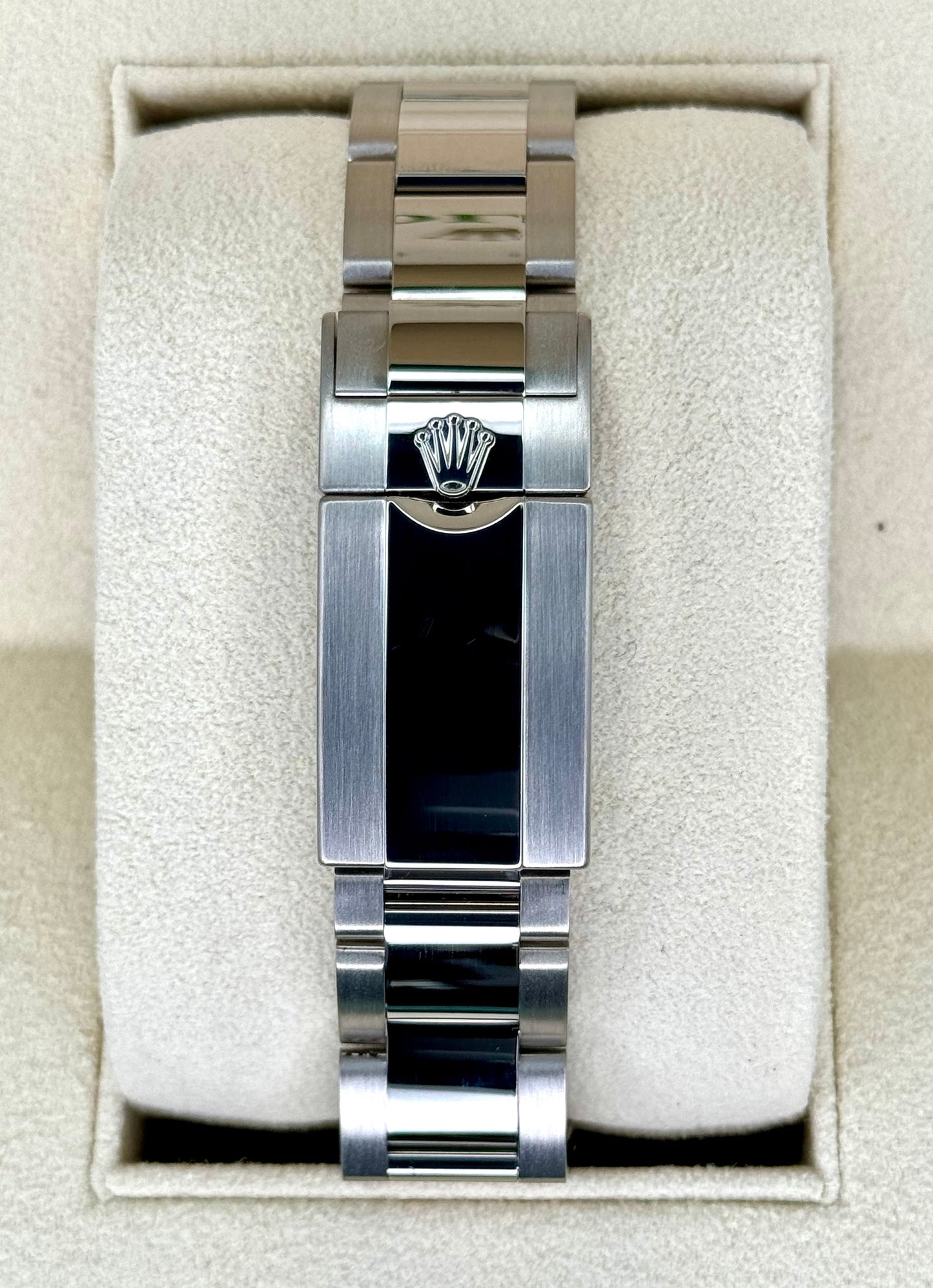 2022 Rolex Daytona 40mm 116509 White Gold Blue Dial - MyWatchLLC