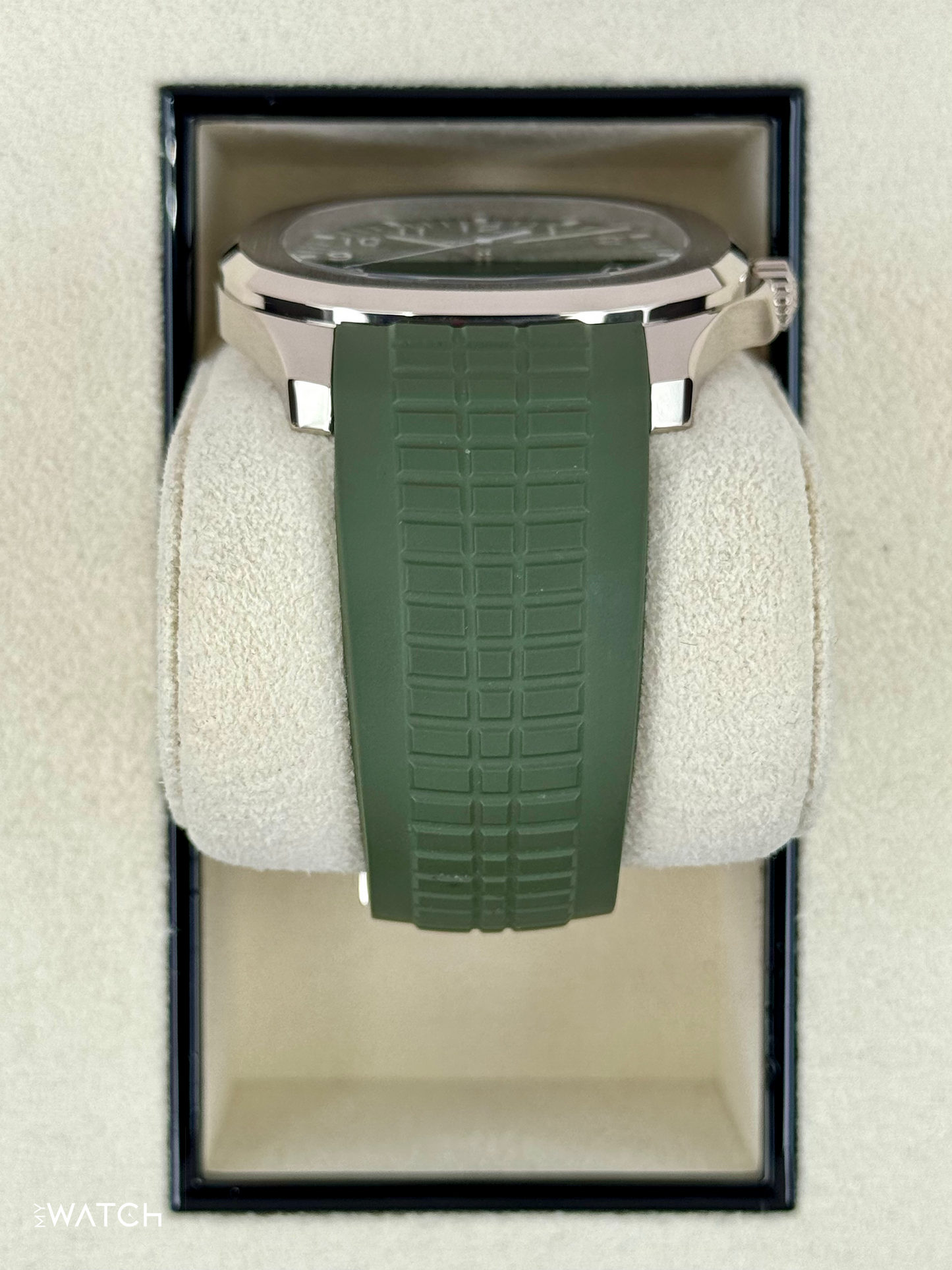 2022 Patek Philippe Aquanaut 5168G 42.2mm White Gold Green Dial - MyWatchLLC