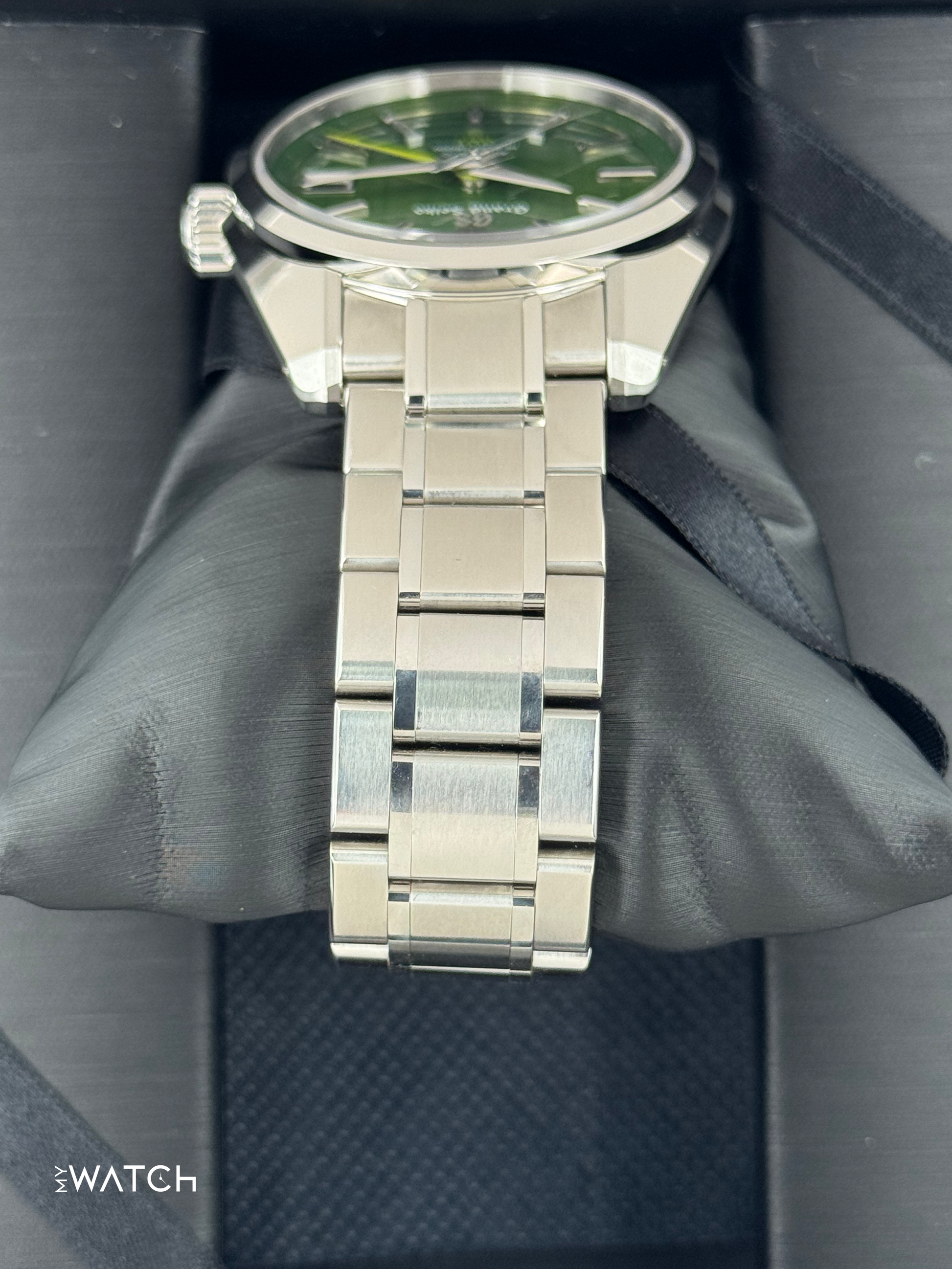 2025 Grand Seiko GMT 40mm SBGJ259G Stainless Steel Green Dial - MyWatchLLC
