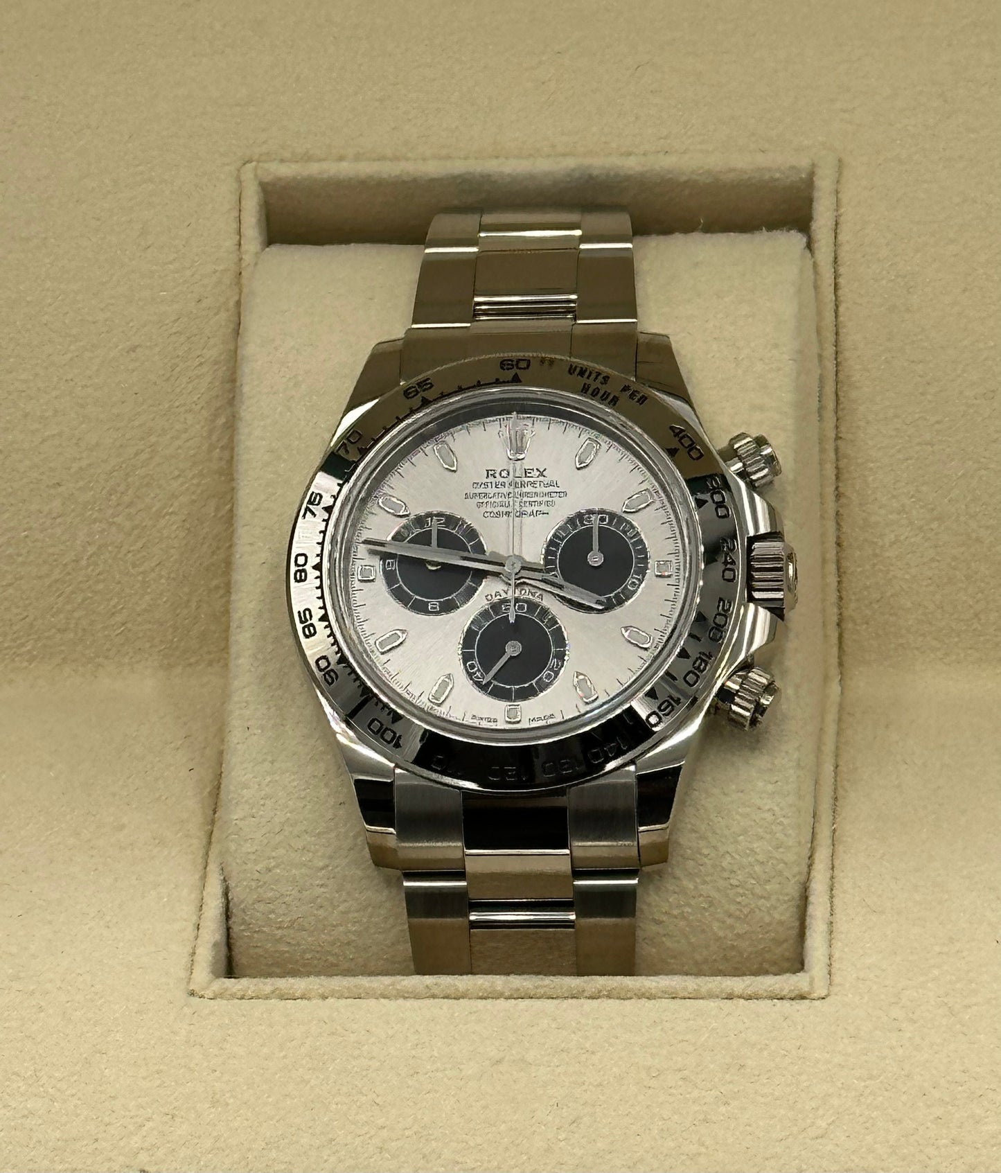 2022 Rolex Daytona 40mm 116509 White Gold Silver Dial Oyster - MyWatchLLC