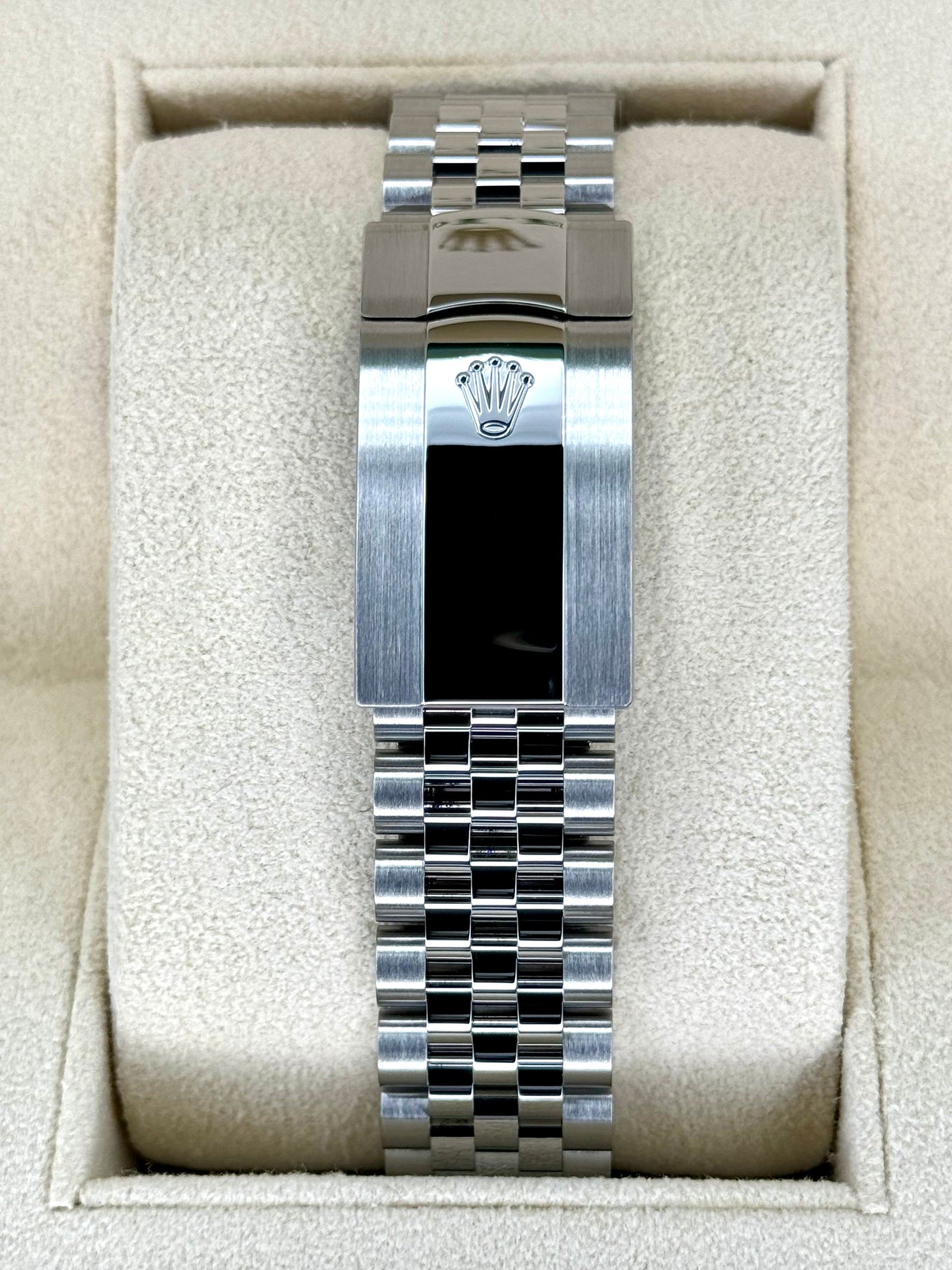 2023 Rolex Datejust 41mm 126334 Stainless Steel Jubilee Wimbledon Dial - MyWatchLLC