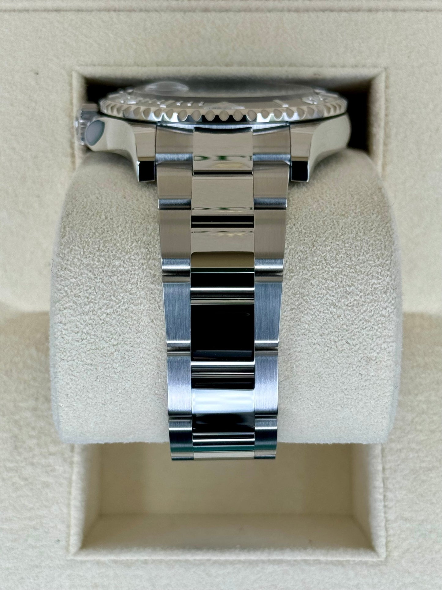 NEW 2025 Rolex Yacht-Master 40mm 126622 Stainless Steel Rhodium Dial - MyWatchLLC