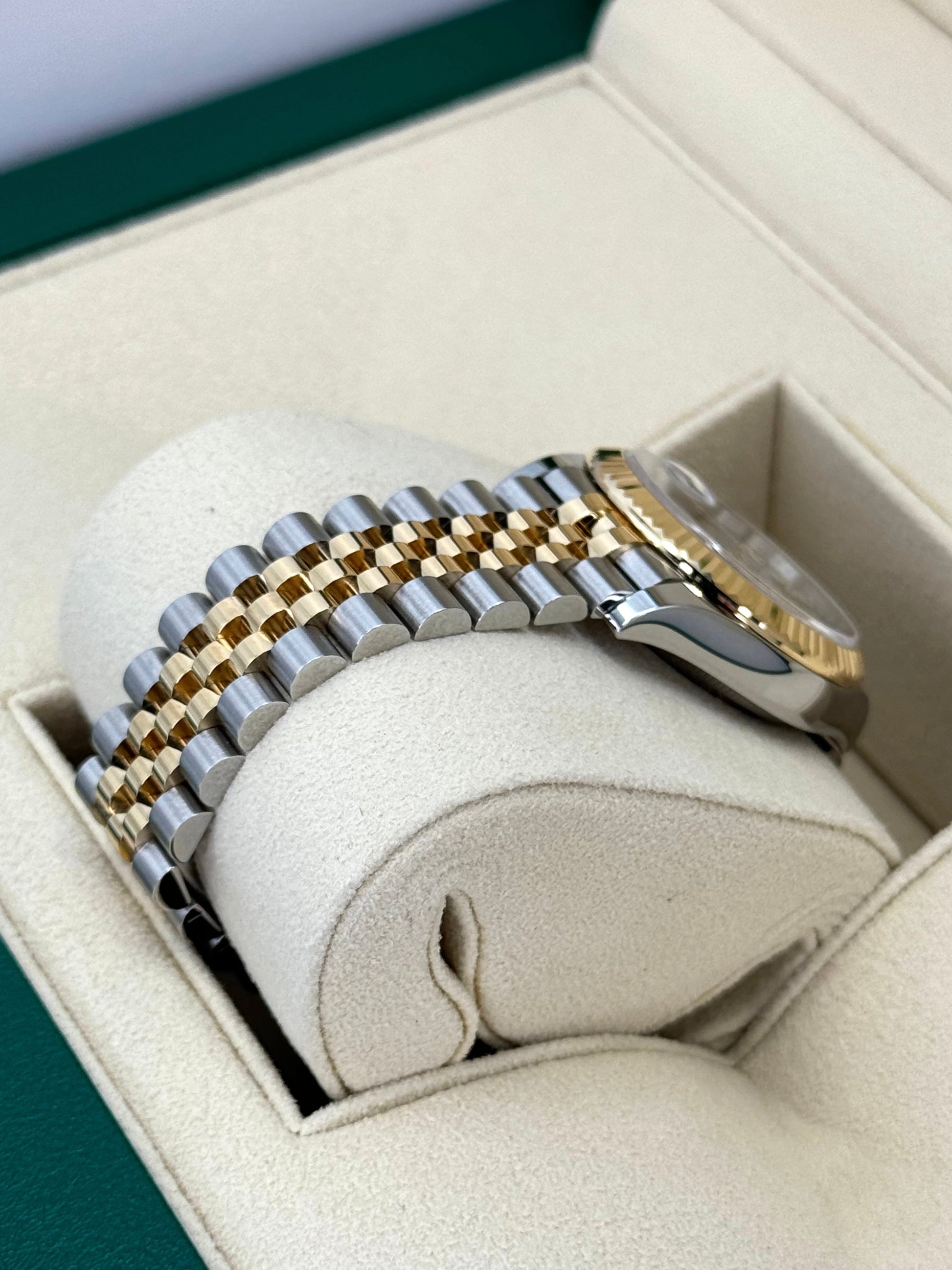 NEW 2023 Rolex Lady-Datejust 31mm 278273 Two-Tone Jubilee Green Dial - MyWatchLLC