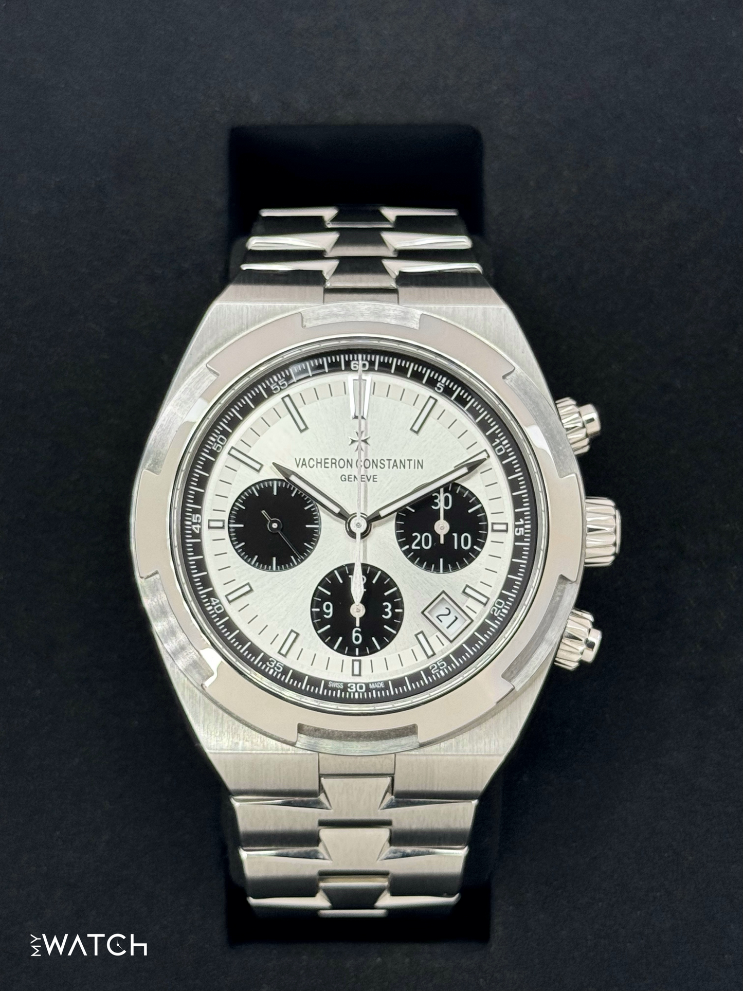 2023 Vacheron Constantin Overseas 42.5mm 5500V Stainless Panda Dial - MyWatchLLC