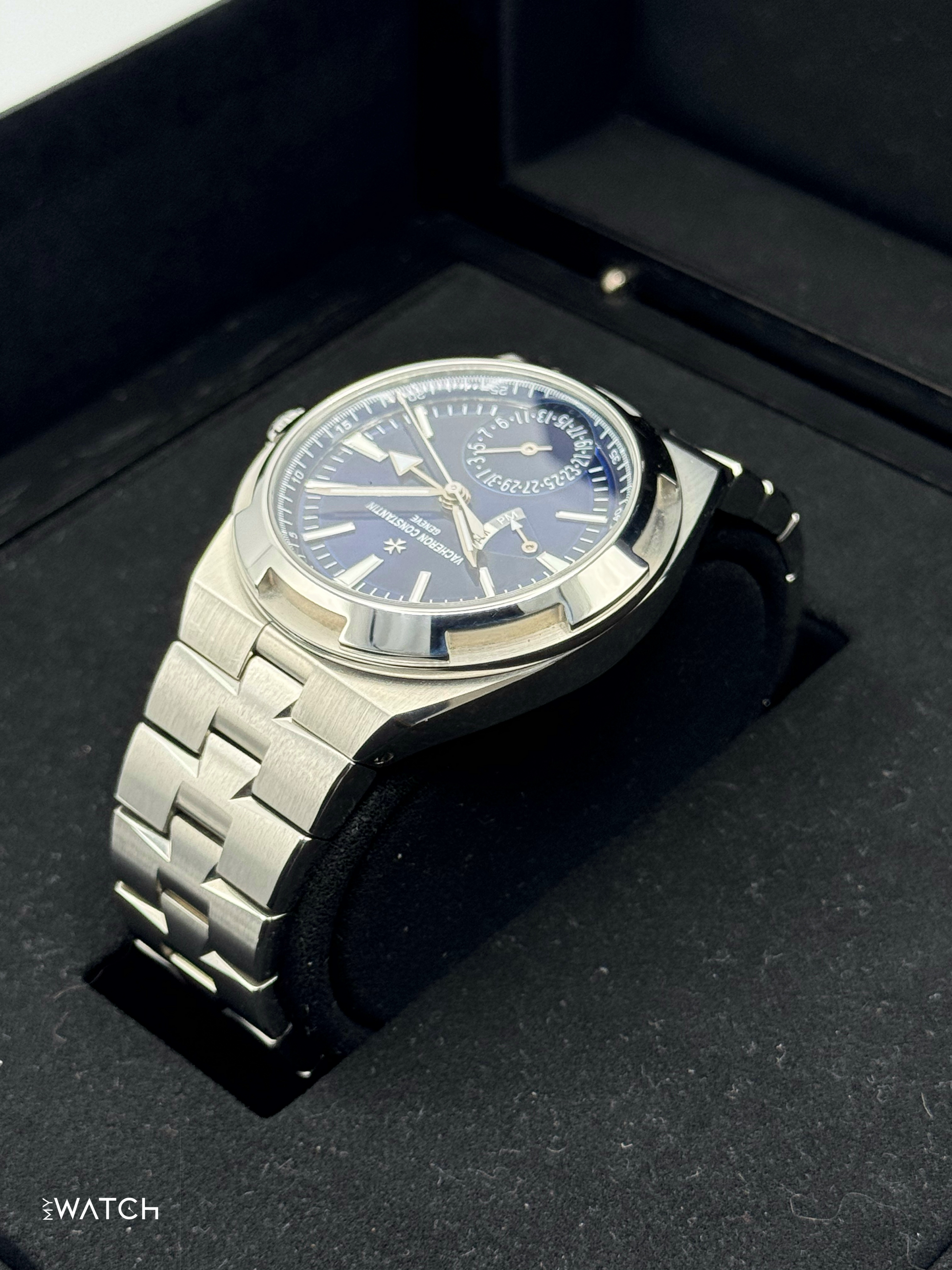2023 Vacheron Constantin Overseas Dual Time 41mm 7900V Blue Dial - MyWatchLLC