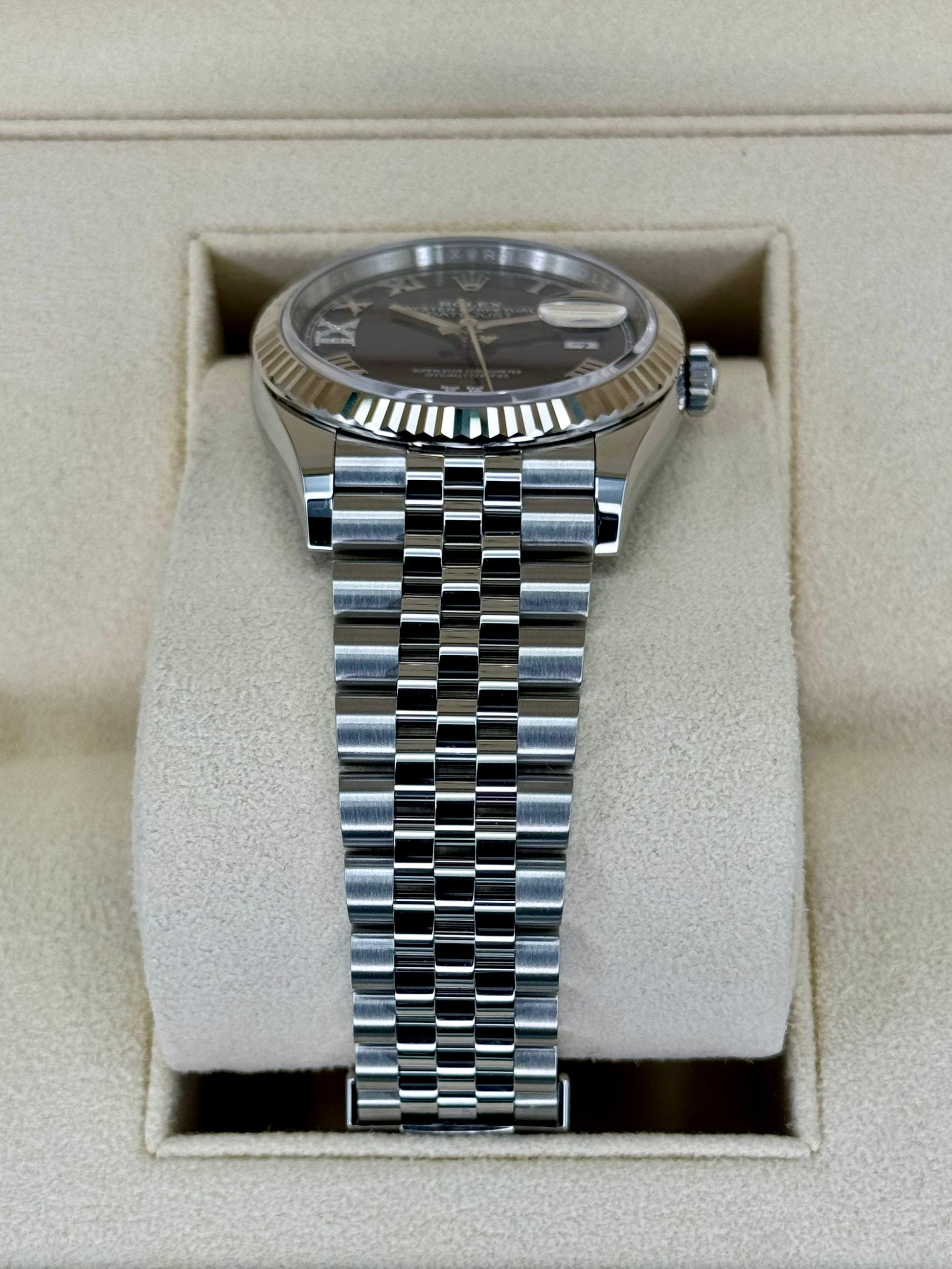 NEW 2023 Rolex Datejust 36mm 126234 Stainless Steel Jubilee Purple Dial - MyWatchLLC