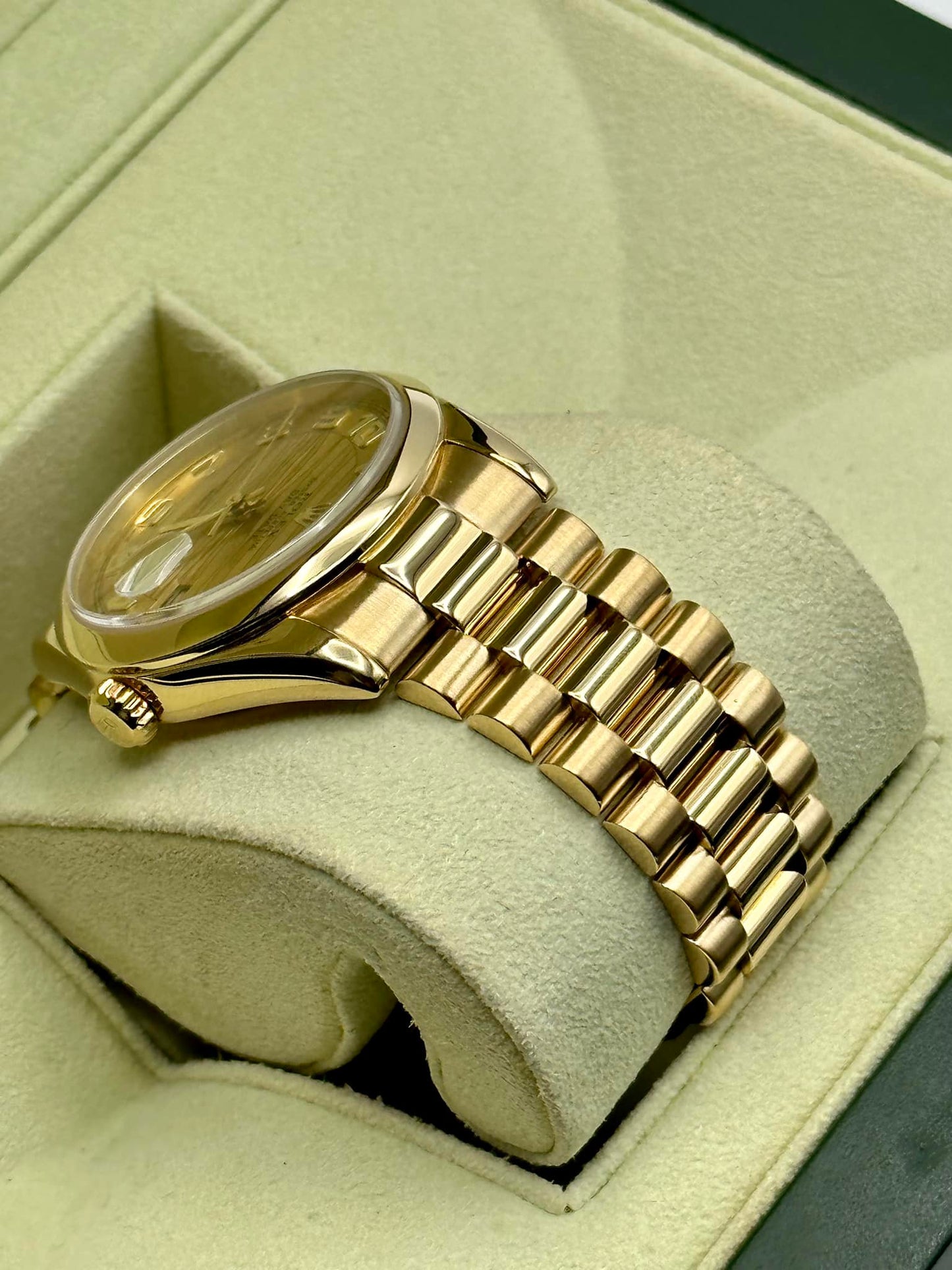 2000 Rolex Day-Date 36mm 118208 Presidential Champagne Wave Dial - MyWatchLLC