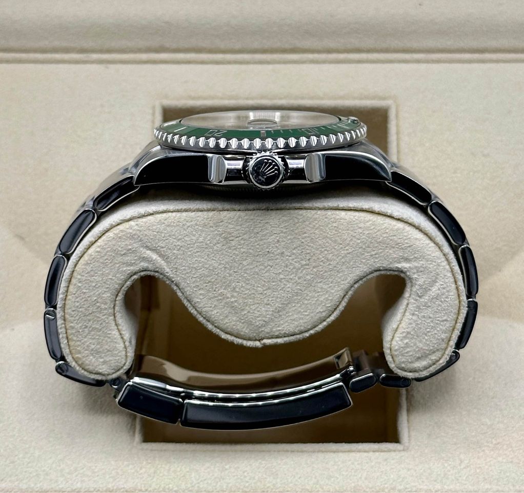 2014 Rolex Submariner "Hulk" 116610LV Stainless Steel Oyster - MyWatchLLC