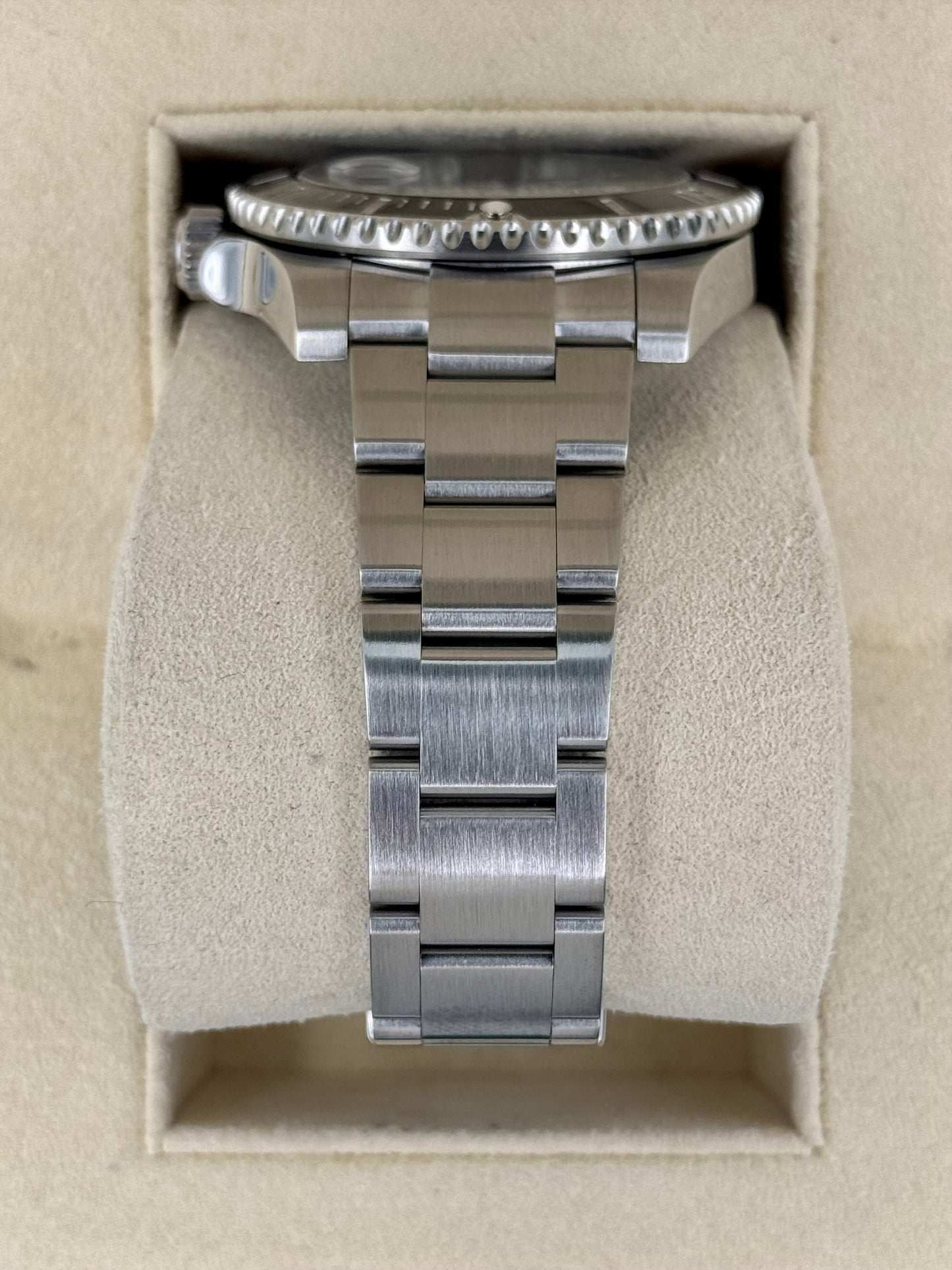 2015 Rolex Submariner 40mm 116610LN Stainless Steel Black Dial - MyWatchLLC