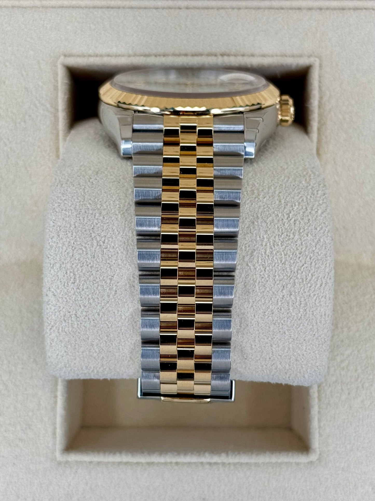 NEW 2024 Rolex Datejust 36mm 126233 Mother of Pearl Diamond Dial - MyWatchLLC