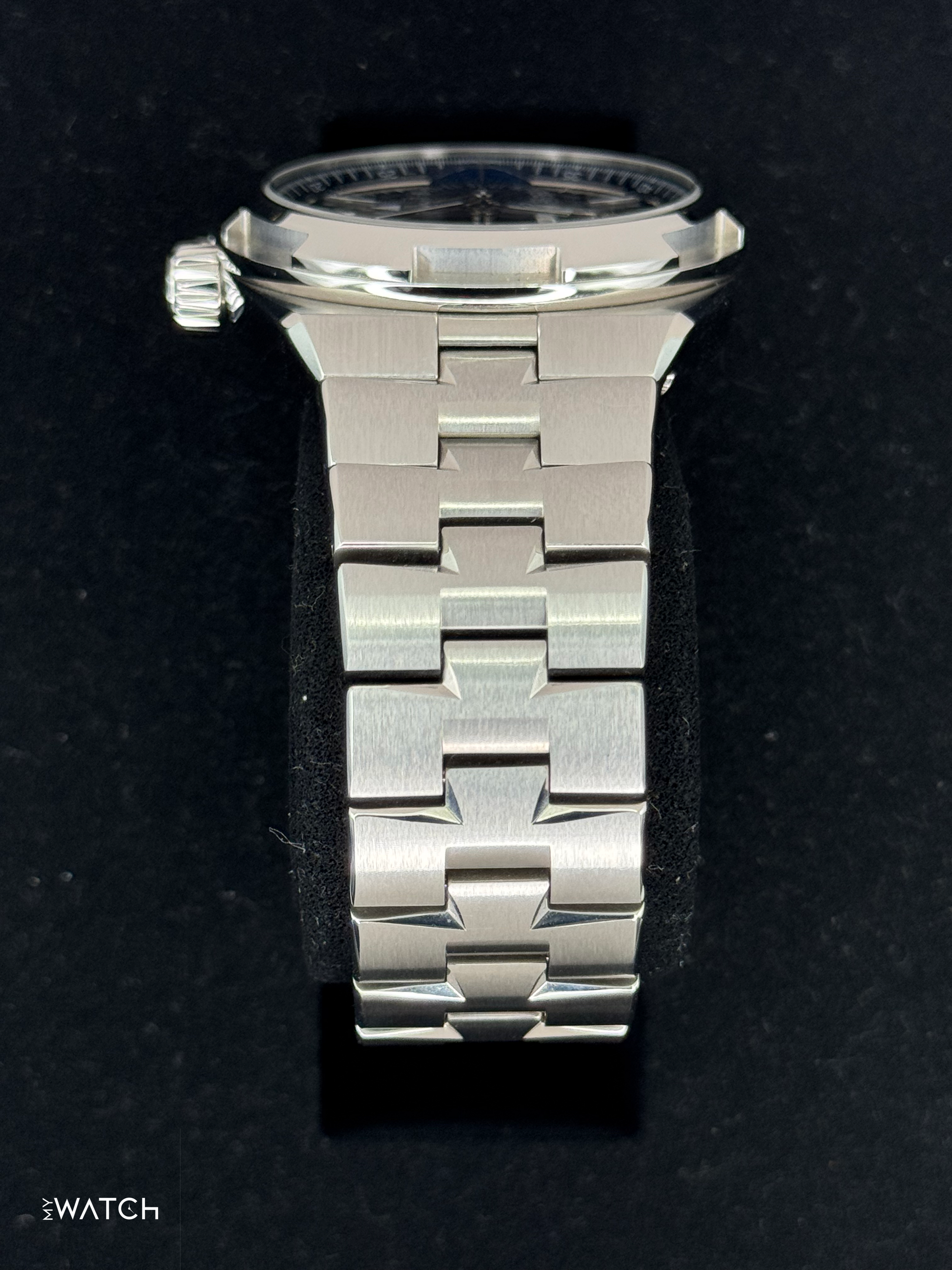 2023 Vacheron Constantin Overseas Dual Time 41mm 7900V Blue Dial - MyWatchLLC