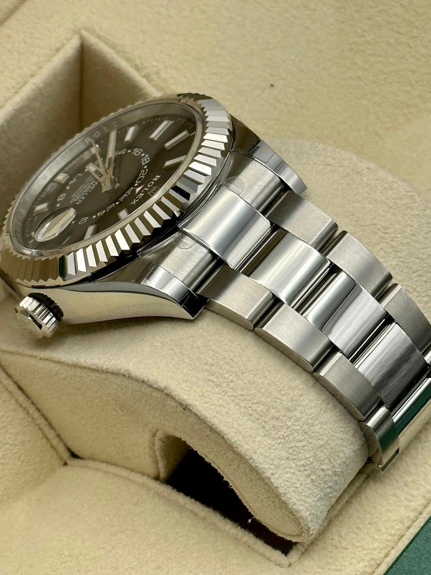 NEW 2023 Sky-Dweller 326934 Stainless Steel Black Dial Oyster - MyWatchLLC