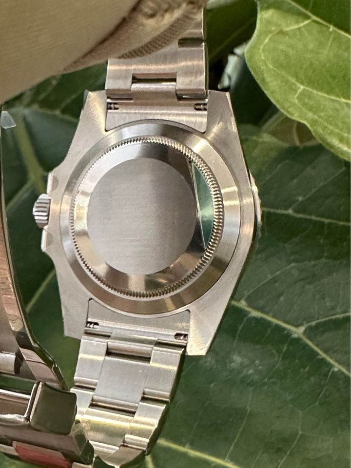 New 2015 Rolex Submariner 116610LV Green Dial Oyster - MyWatchLLC