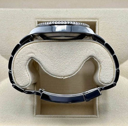 2014 Rolex Submariner "Hulk" 116610LV Stainless Steel Oyster - MyWatchLLC