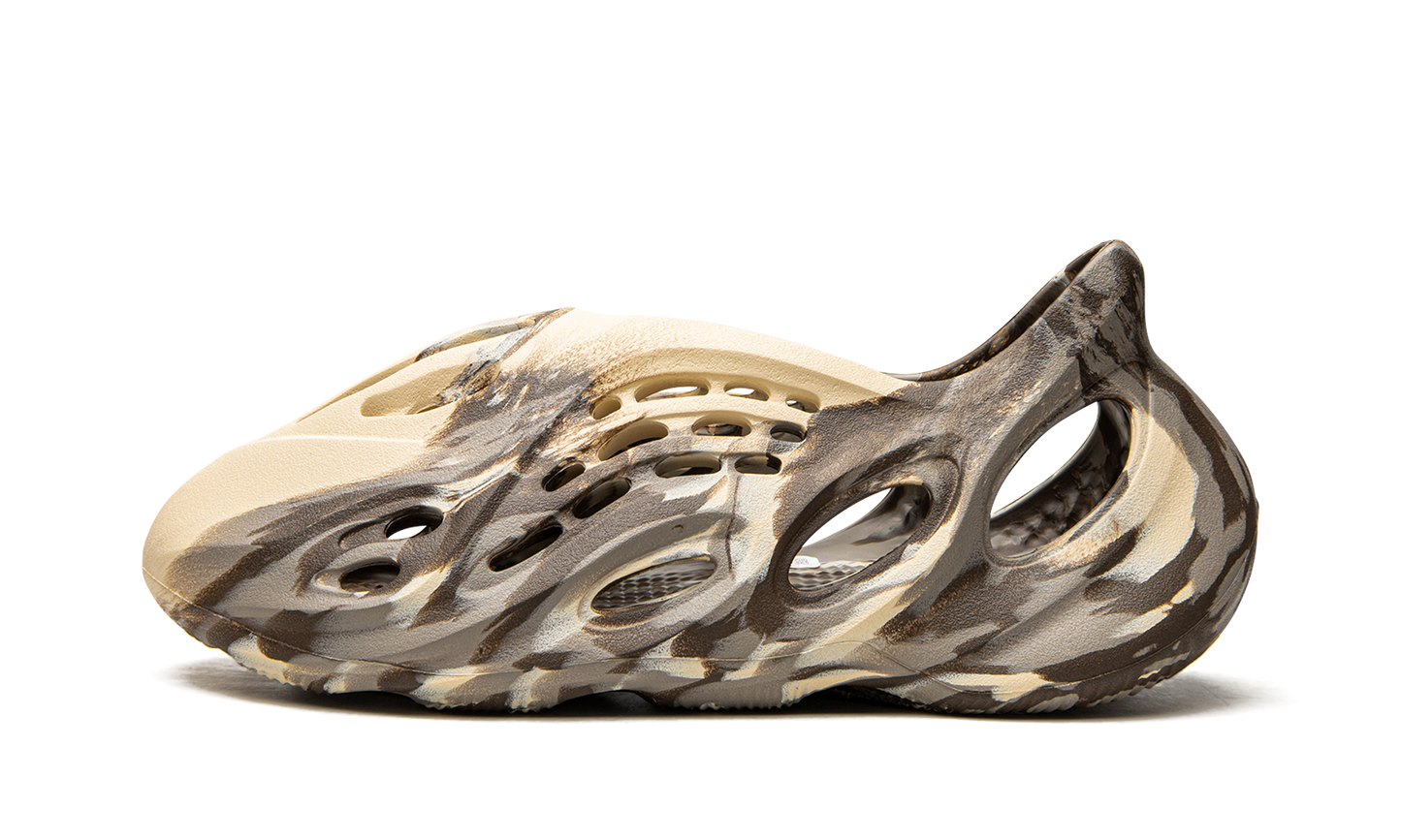 Yeezy Foam Runner 8E