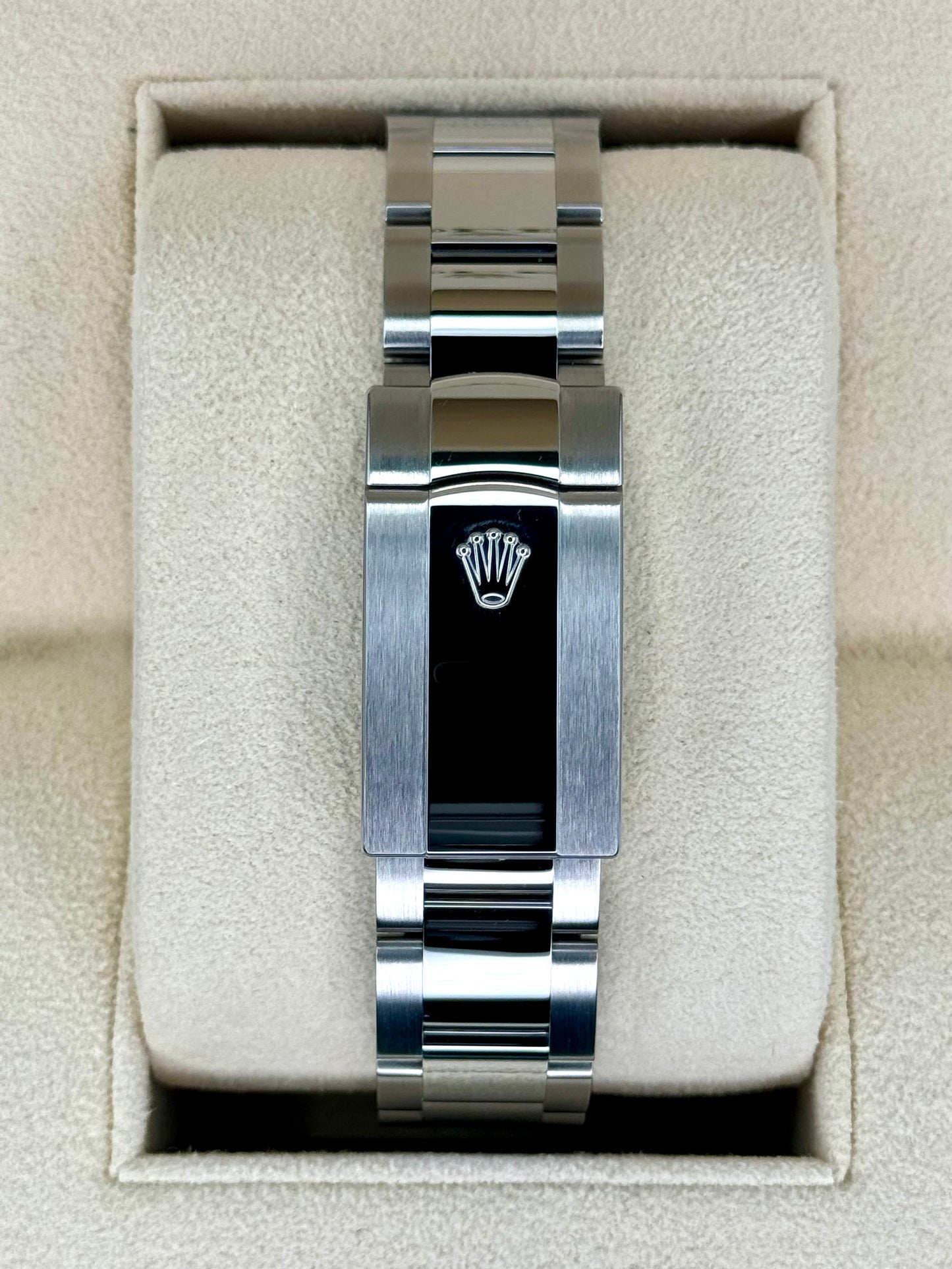 NEW 2024 Rolex Datejust 41mm 126334 Stainless Steel Oyster Silver Dial - MyWatchLLC