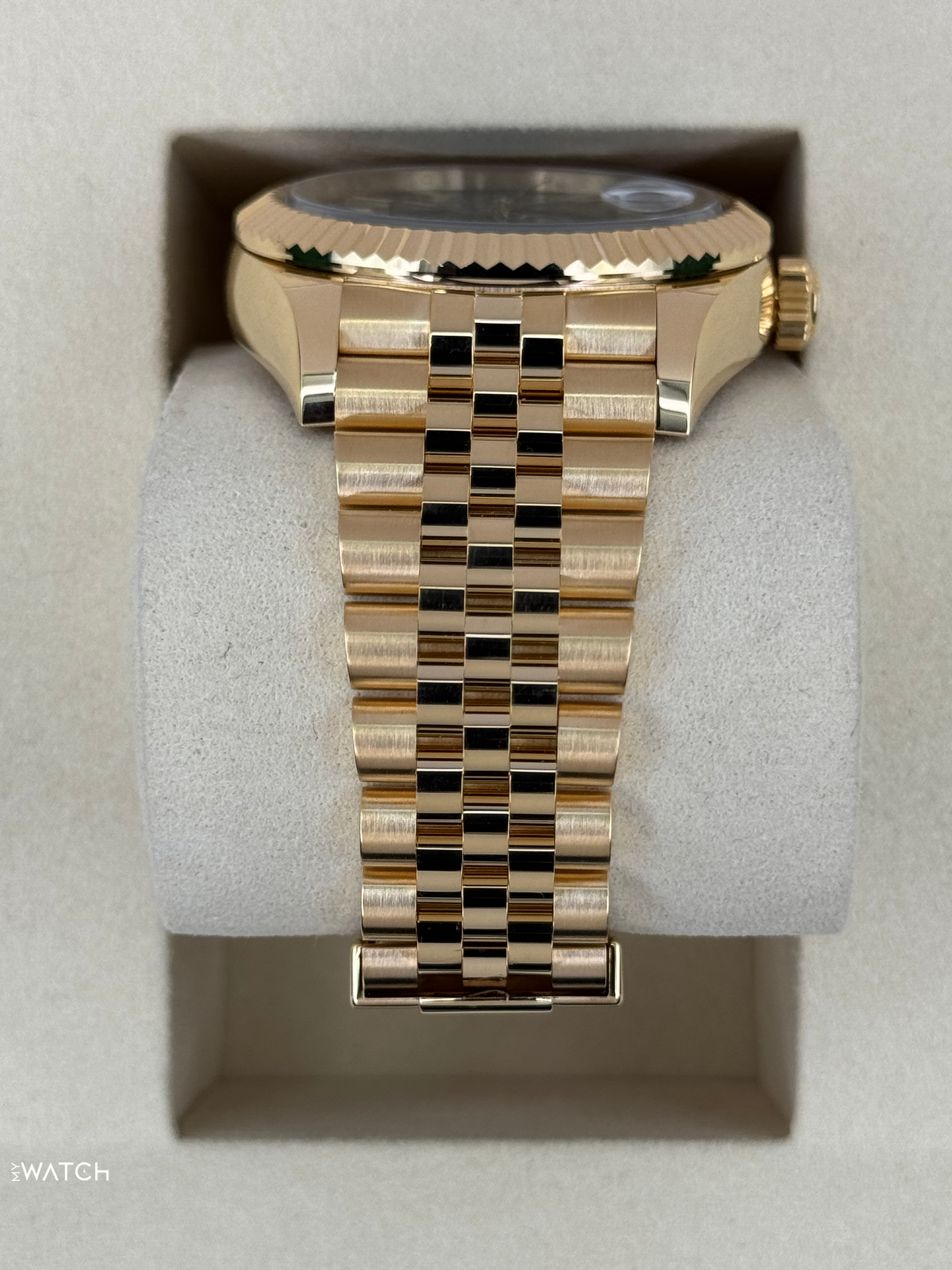 2025 Rolex Sky-Dweller 42mm 336938 Yellow Gold Jubilee Green Dial