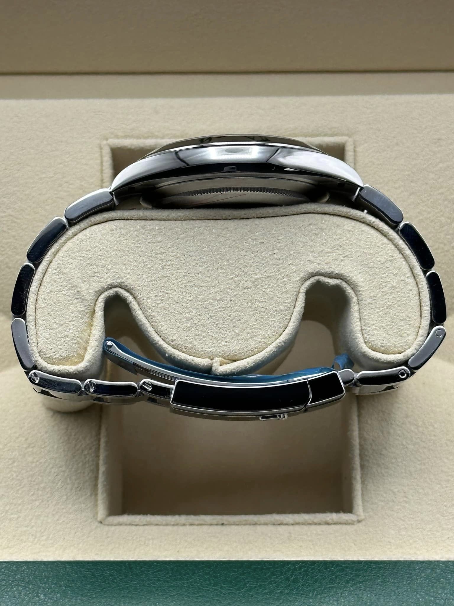 2022 Rolex Datejust 41mm 126300  Stainless Steel Mint Dial Oyster - MyWatchLLC