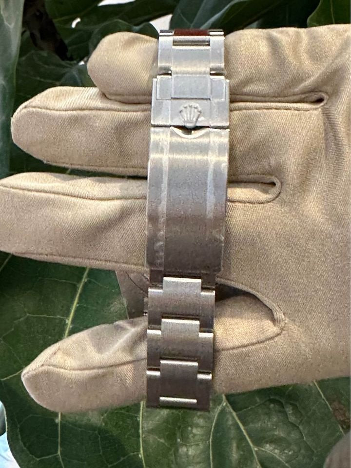 New 2015 Rolex Submariner 116610LV Green Dial Oyster - MyWatchLLC