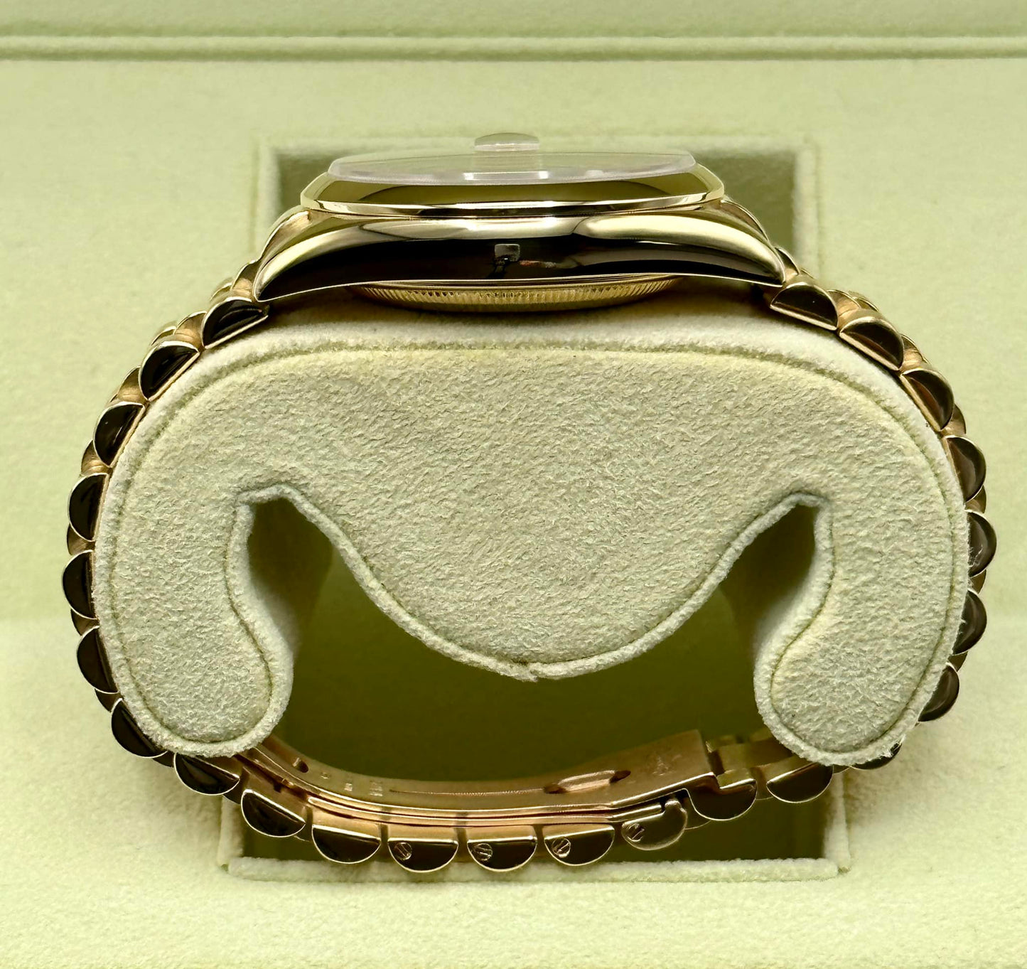 2000 Rolex Day-Date 36mm 118208 Presidential Champagne Wave Dial - MyWatchLLC