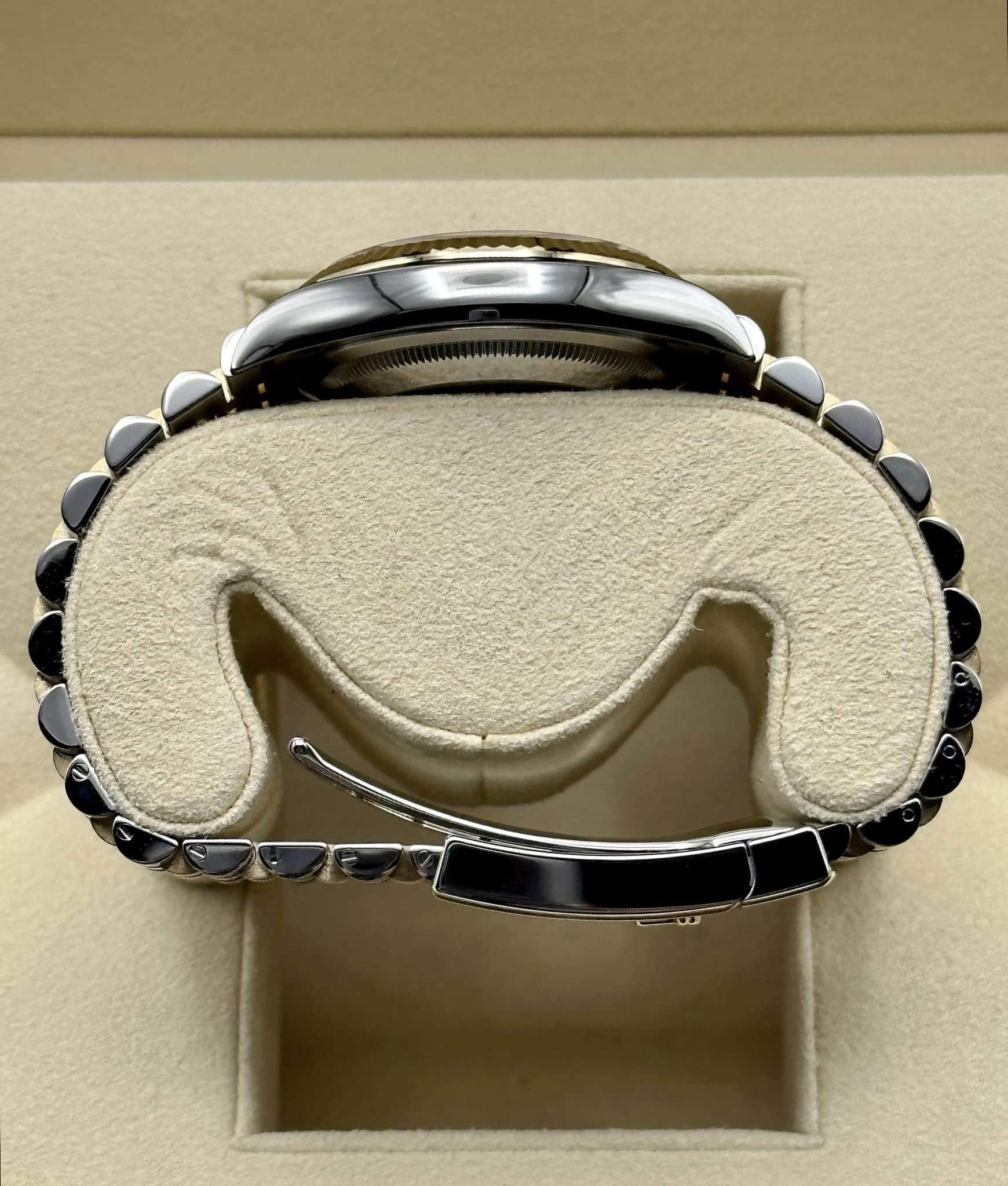 2022 Rolex Datejust 36mm 126233 Two-Tone Gold/SS Champaign Dial Jubilee - MyWatchLLC