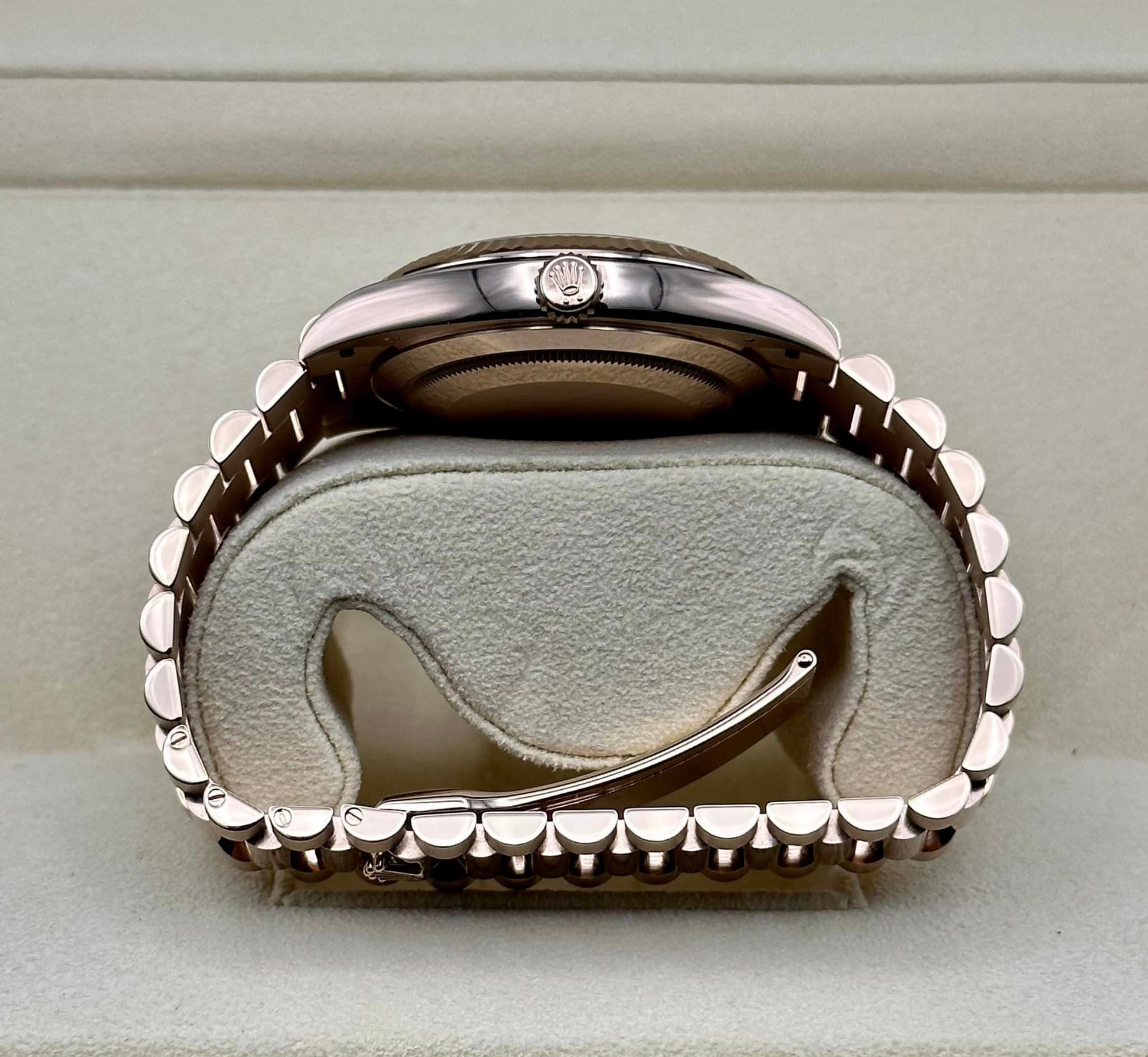 NEW 2022 Rolex Day-Date 40 228238 Rose Gold Olive Dial Arabic Calendar - MyWatchLLC