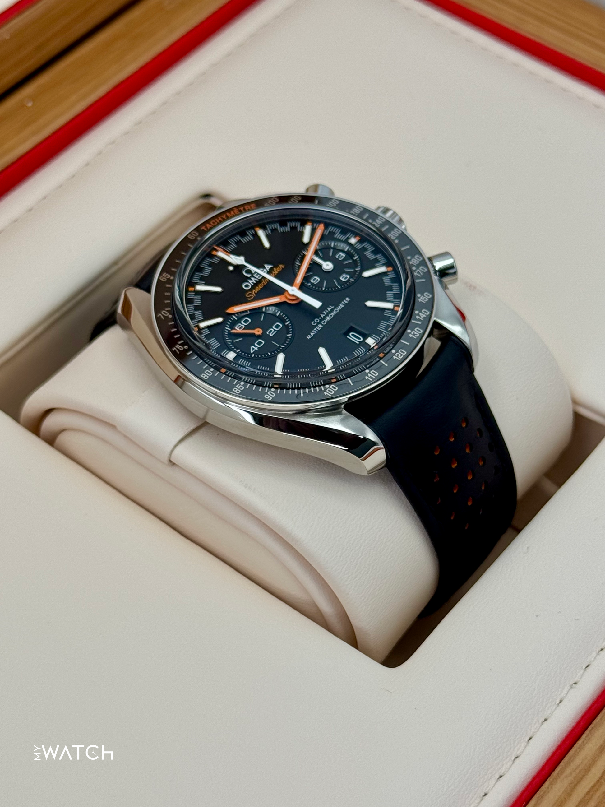 2022 Omega Speeedmaster Racing 44.2mm 329.32.44.51.01.001 Black Dial - MyWatchLLC