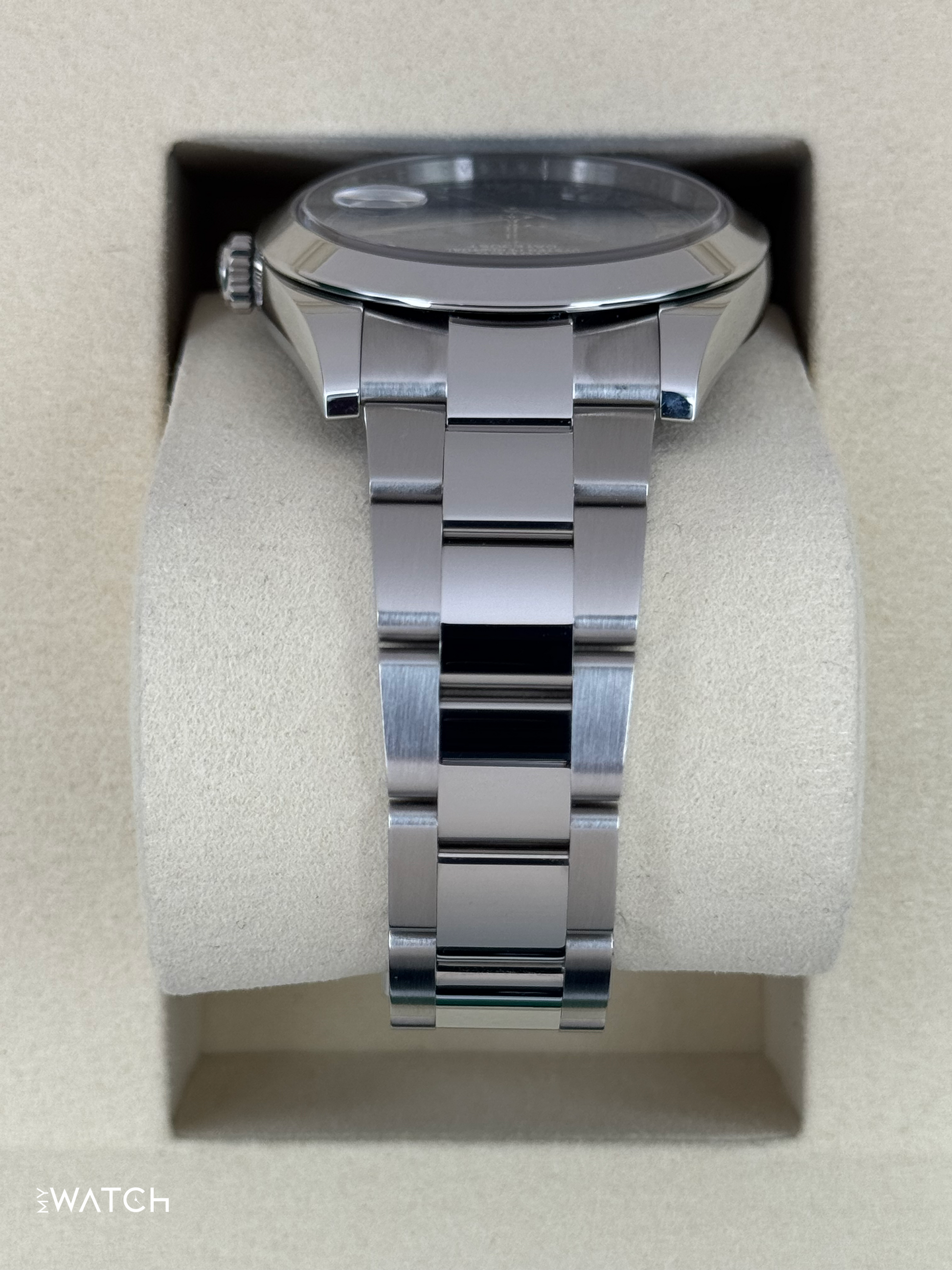 NEW 2025 Rolex Datejust 41mm 126300 Oyster Blue Roman Numeral Dial - MyWatchLLC