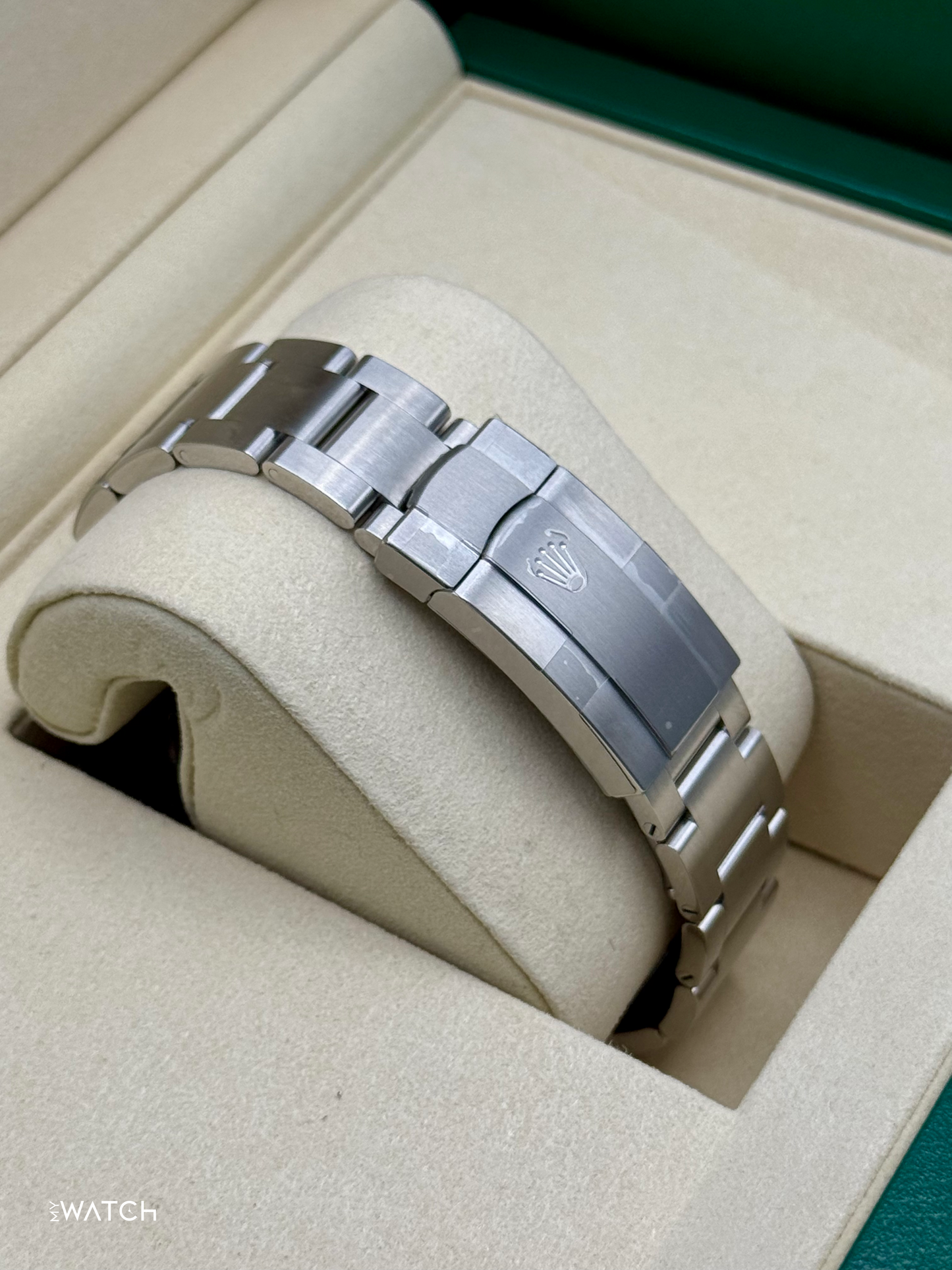 NEW 2025 Rolex Oyster Perpetual 41mm 134300 Med Blue Dial