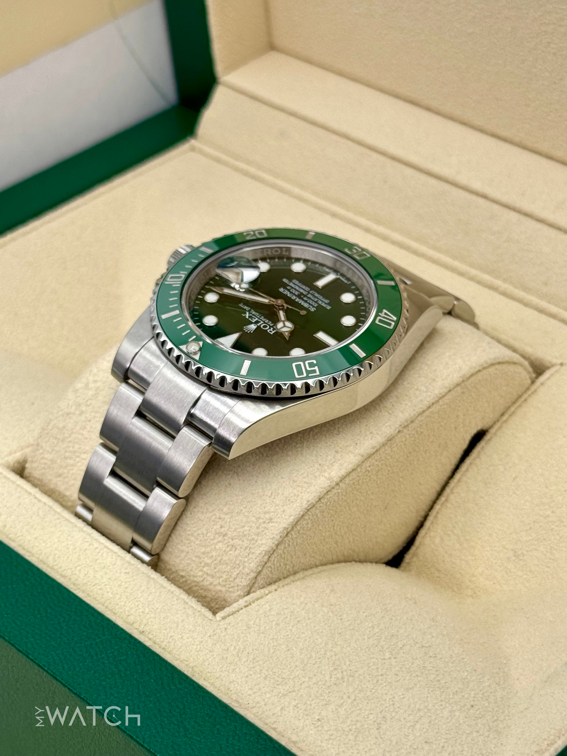 2015 Rolex Submariner “Hulkâ€?40mm 116610LV Green Dial - MyWatchLLC