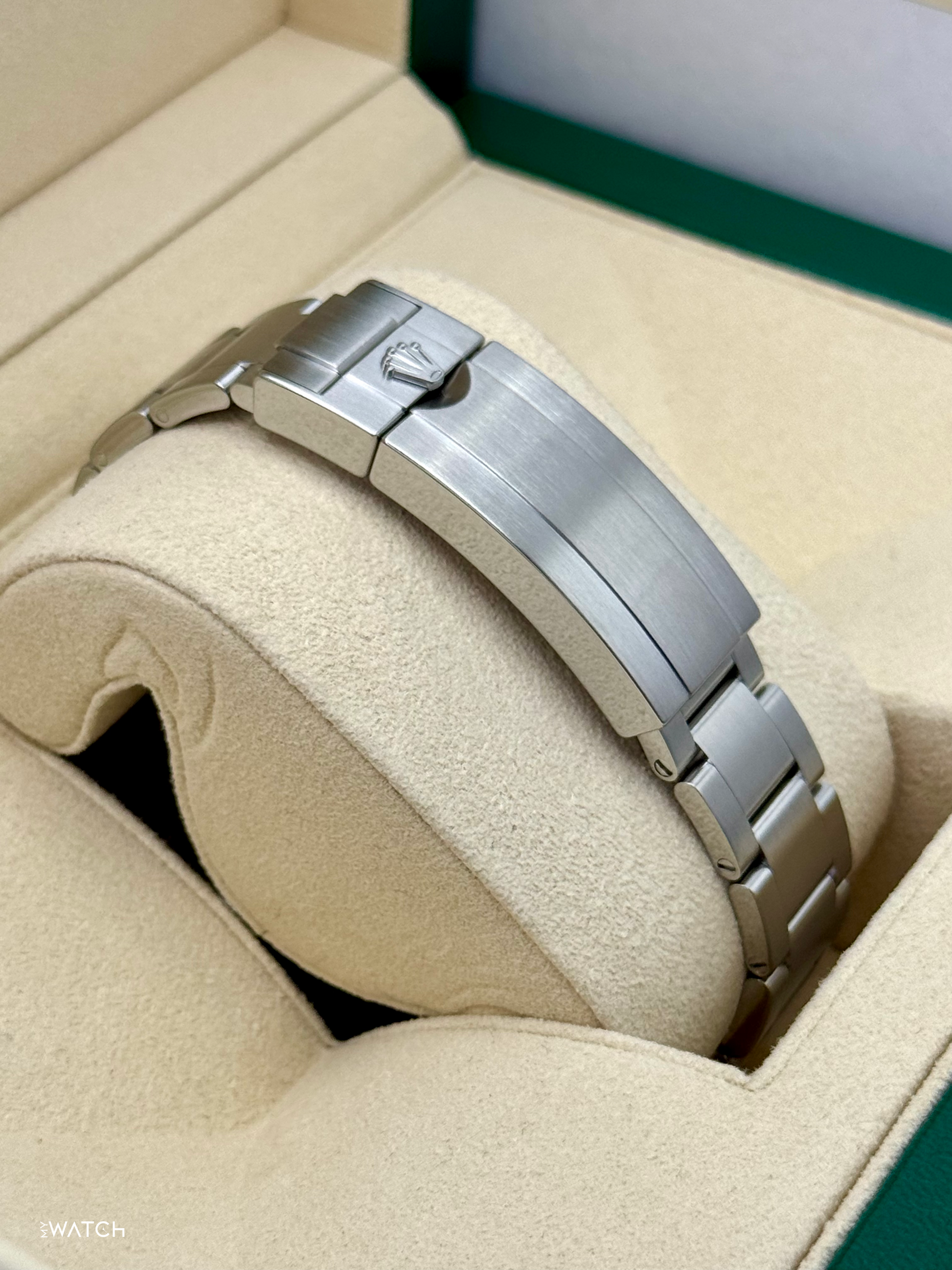 2025 CPO Rolex Submariner “Hulkâ€?40mm 116610LV Green Dial - MyWatchLLC