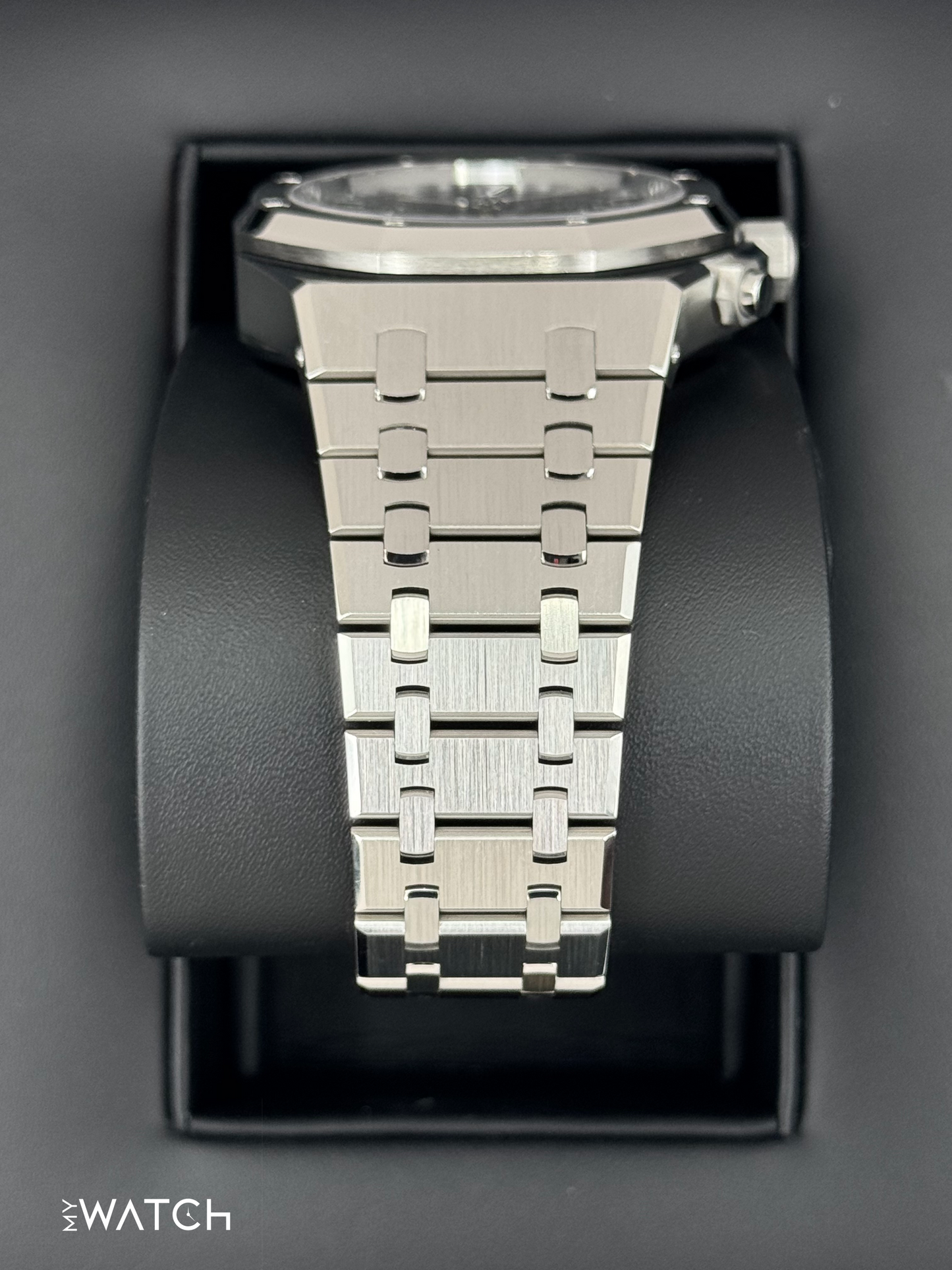 2023 Audemars Piguet Royal Oak Chronograph 41mm 26240ST Black Dial - MyWatchLLC