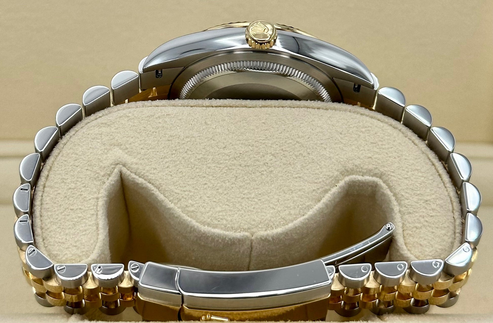 NEW 2023 Rolex Datejust 36mm 126233 Mother of Pearl Diamond Dial - MyWatchLLC