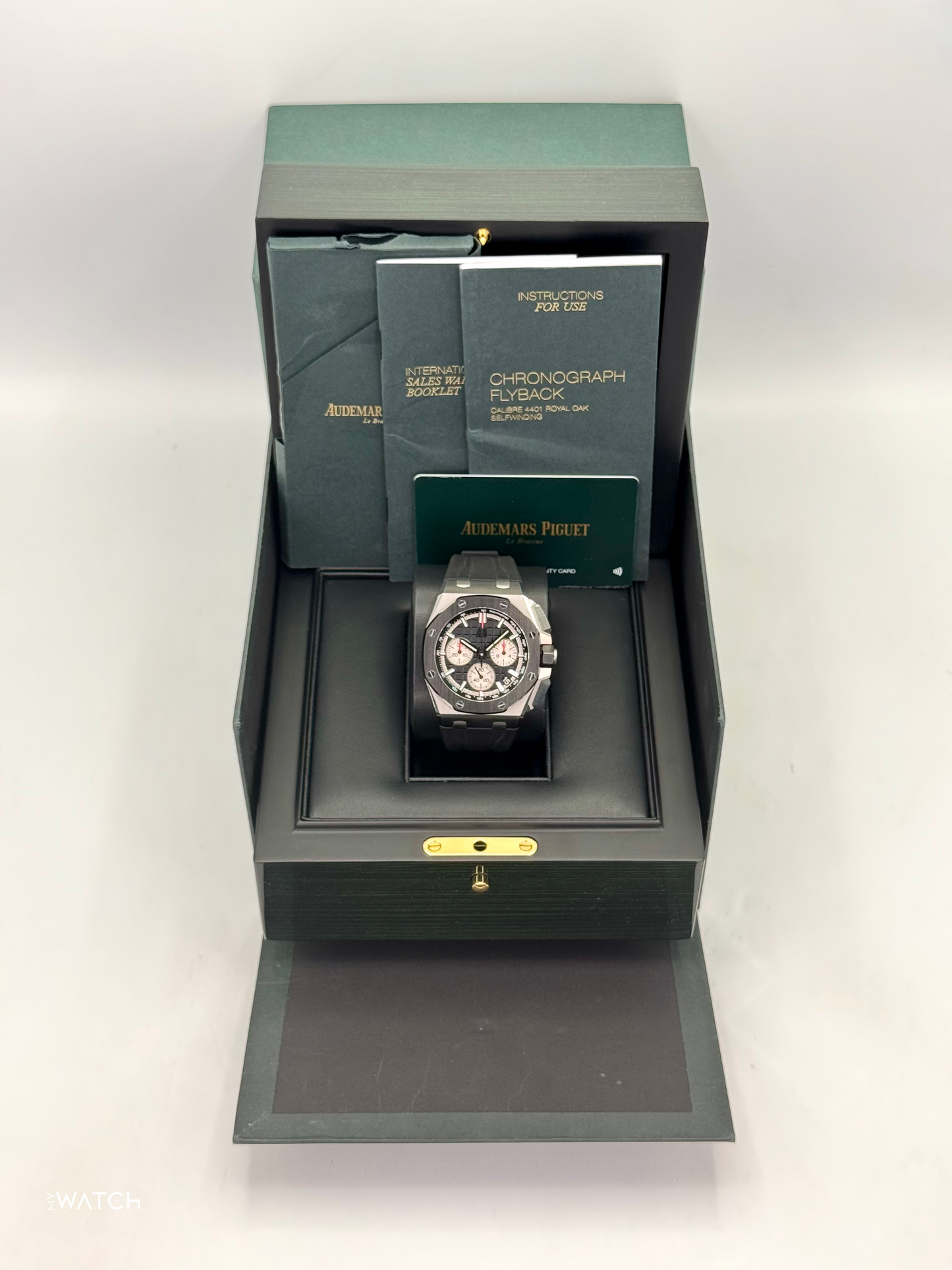 2021 Audemars Piguet Royal Oak Chronograph 43mm 26420SO Black Dial - MyWatchLLC