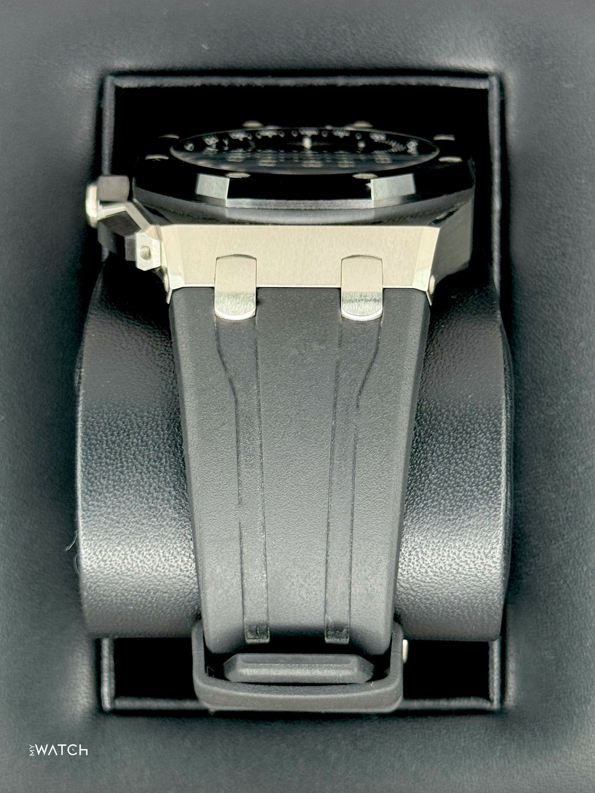 2021 Audemars Piguet Royal Oak Chronograph 43mm 26420SO Black Dial - MyWatchLLC