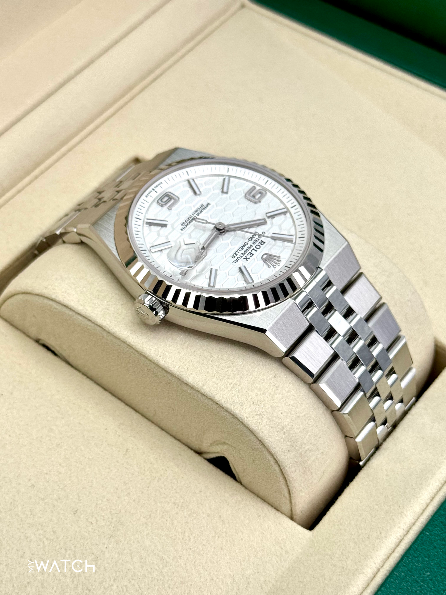 NEW 2025 Rolex Land-Dweller 40mm 127334 Stainless Steel Jubilee White Dial - MyWatchLLC