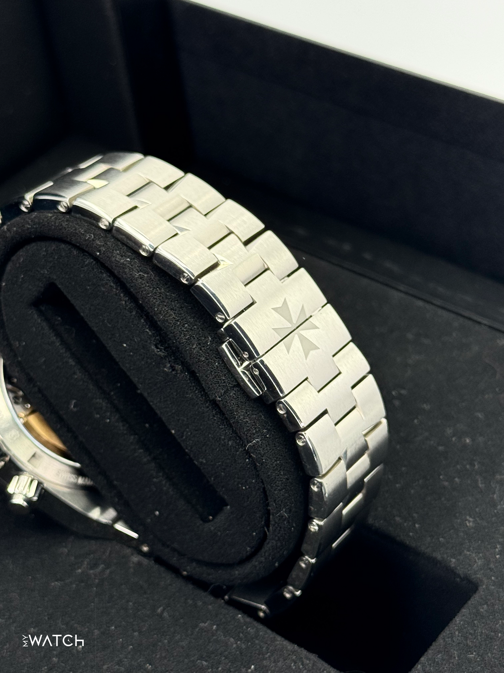 2023 Vacheron Constantin Overseas Dual Time 41mm 7900V Blue Dial - MyWatchLLC