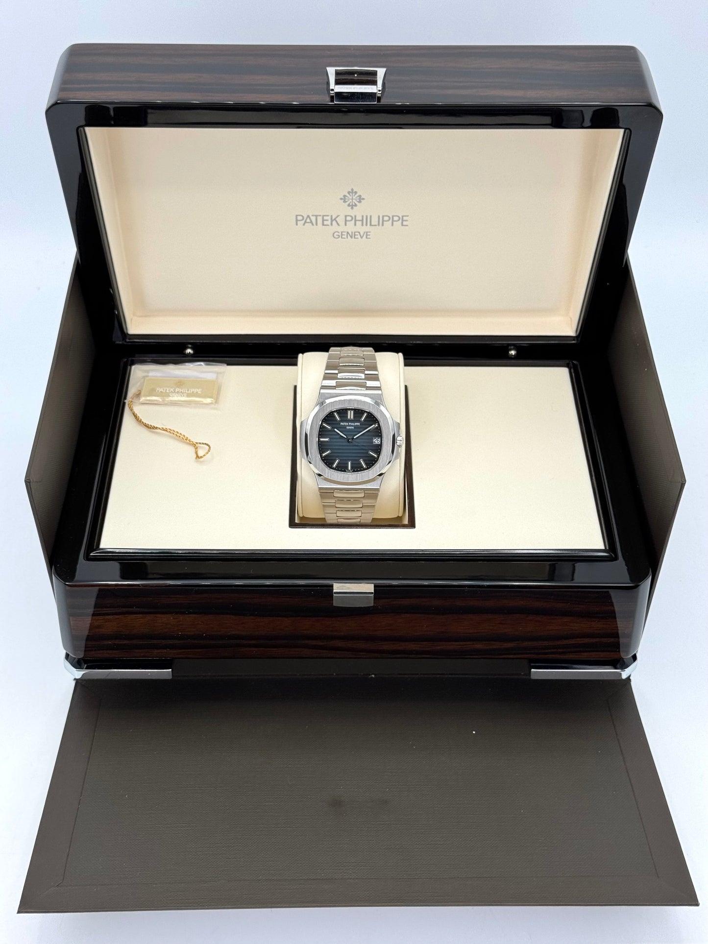 Patek Philippe Nautilus 40mm 5711/1A tainless Steel Blue Dial - MyWatchLLC