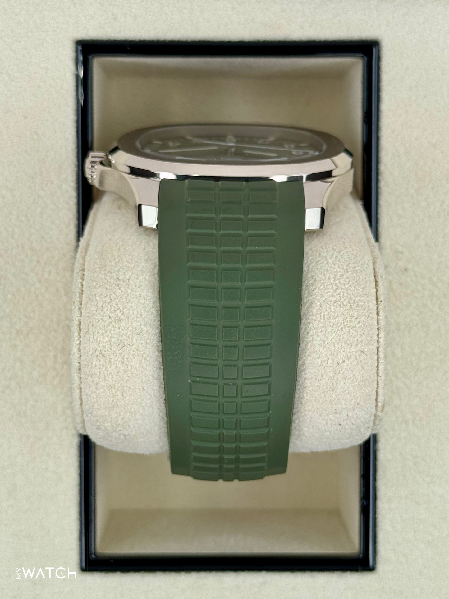 2022 Patek Philippe Aquanaut 5168G 42.2mm White Gold Green Dial - MyWatchLLC