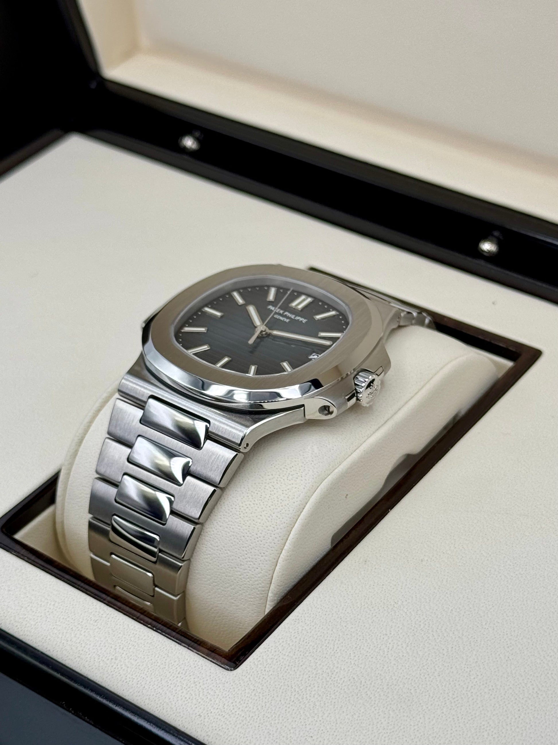 Patek Philippe Nautilus 40mm 5711/1A tainless Steel Blue Dial - MyWatchLLC