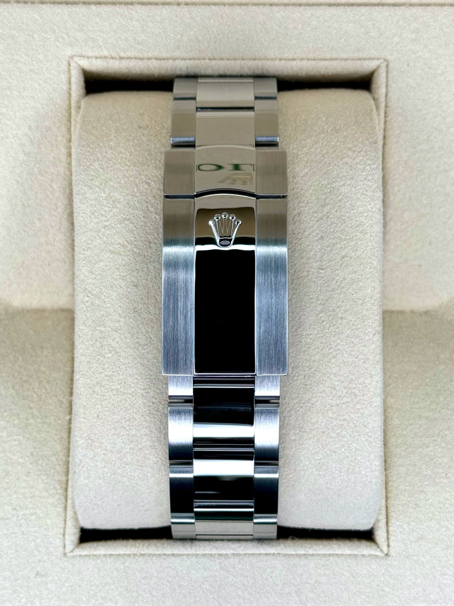 2018 Sky-Dweller 42mm 326934 Stainless Steel Oyster Blue Dial - MyWatchLLC