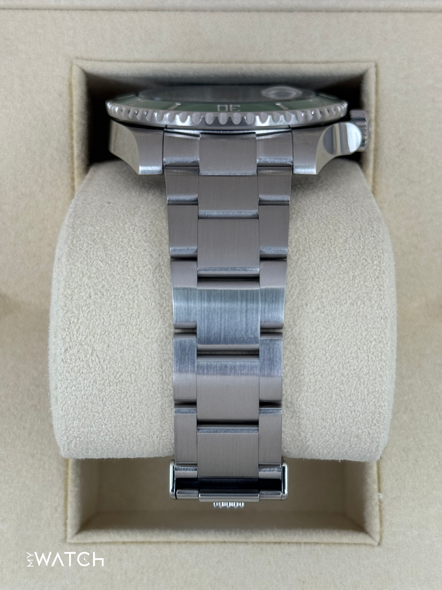 2018 Rolex Submariner “Hulkâ€?40mm 116610LV Green Dial - MyWatchLLC