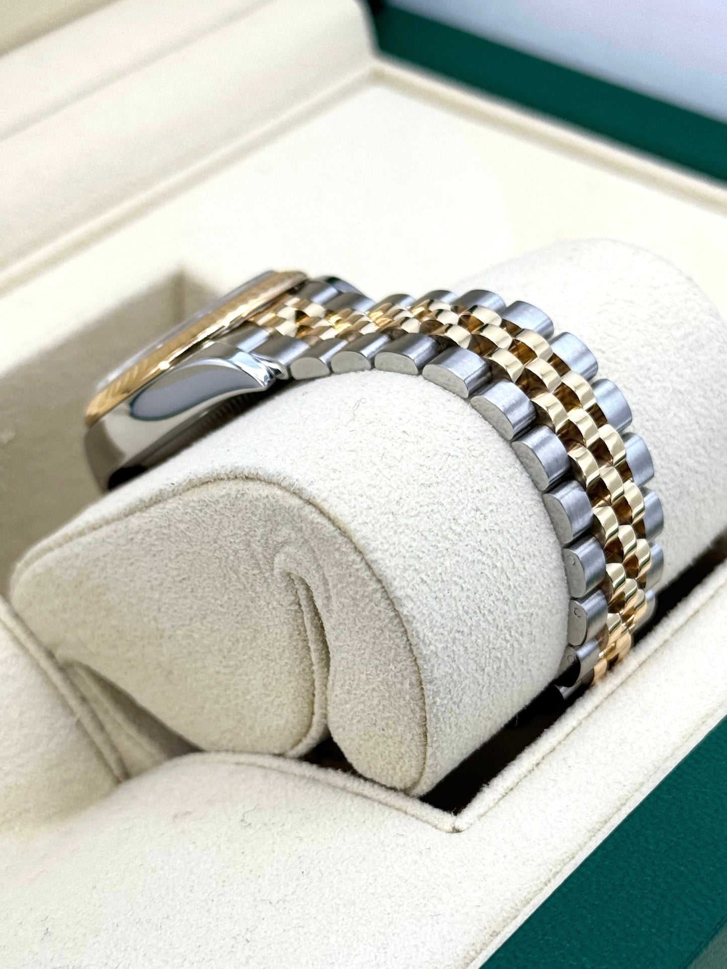 2017 Rolex Lady-Datejust 28mm 279173 Two-Tone Jubilee White Dial - MyWatchLLC